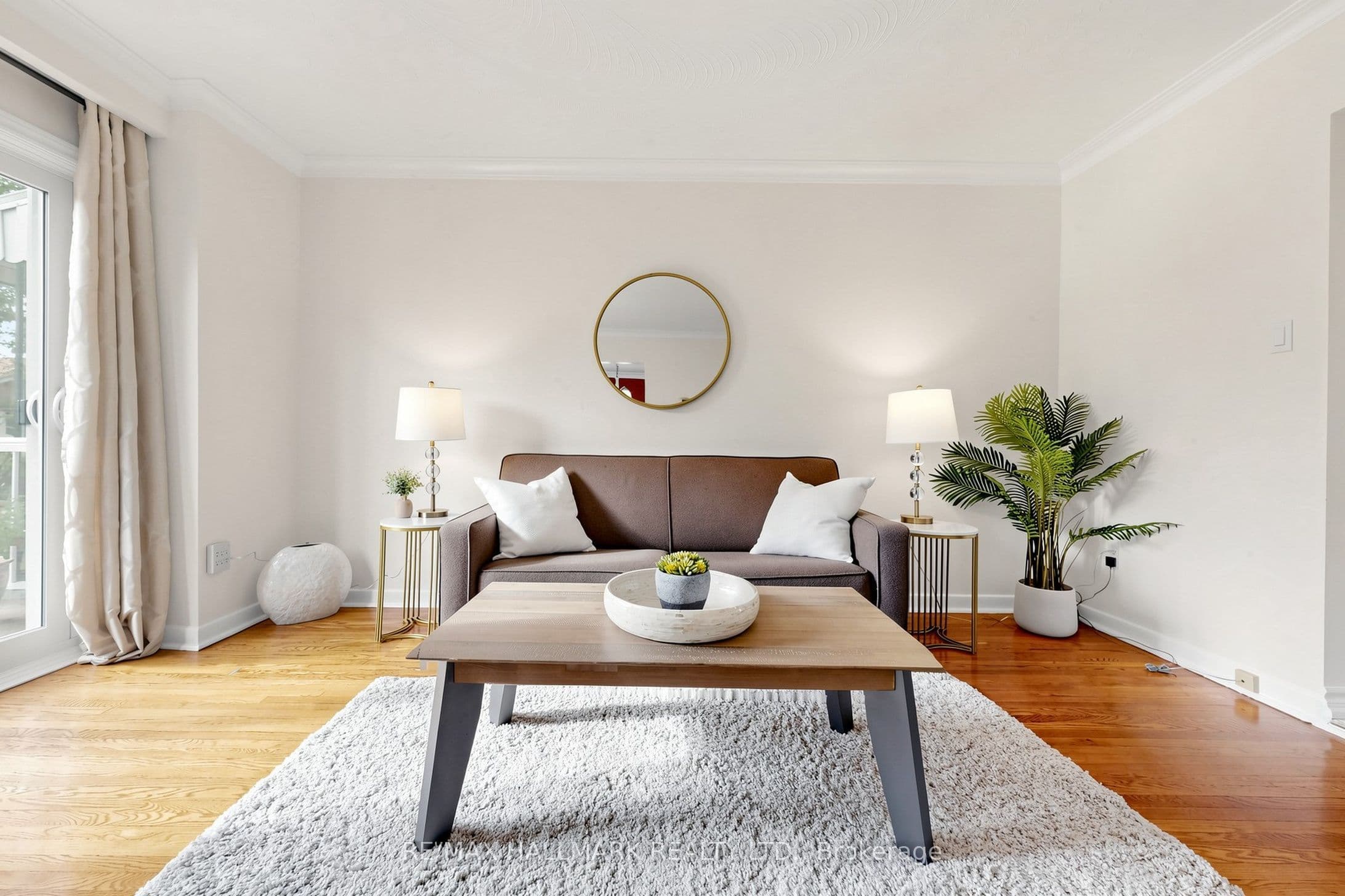 96B Laurel Avenue, Toronto, ON M1K 3J9