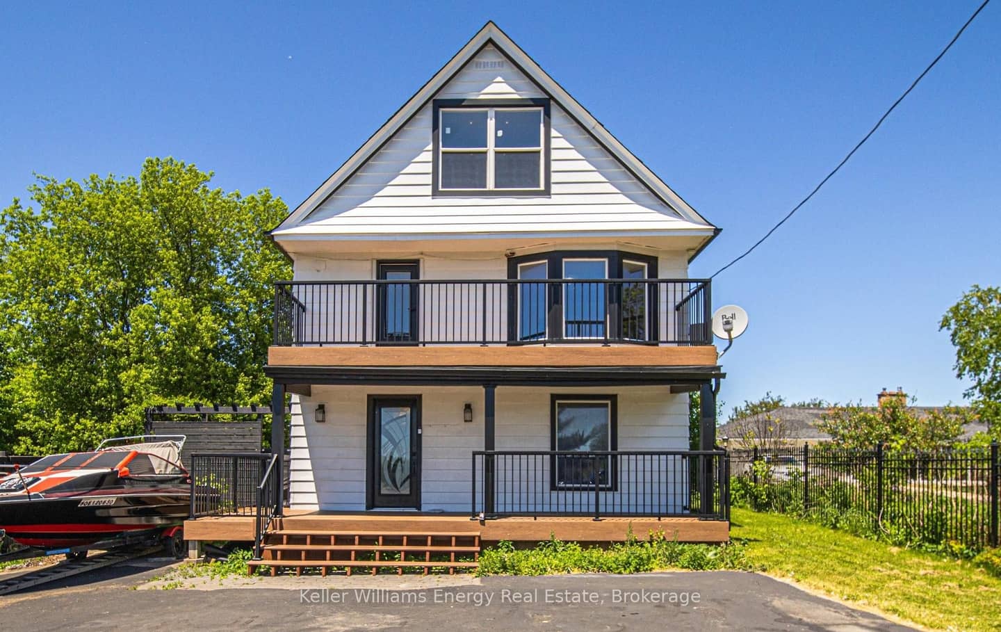 220 Highway No. 7, Pickering, ON L1Y 0A9