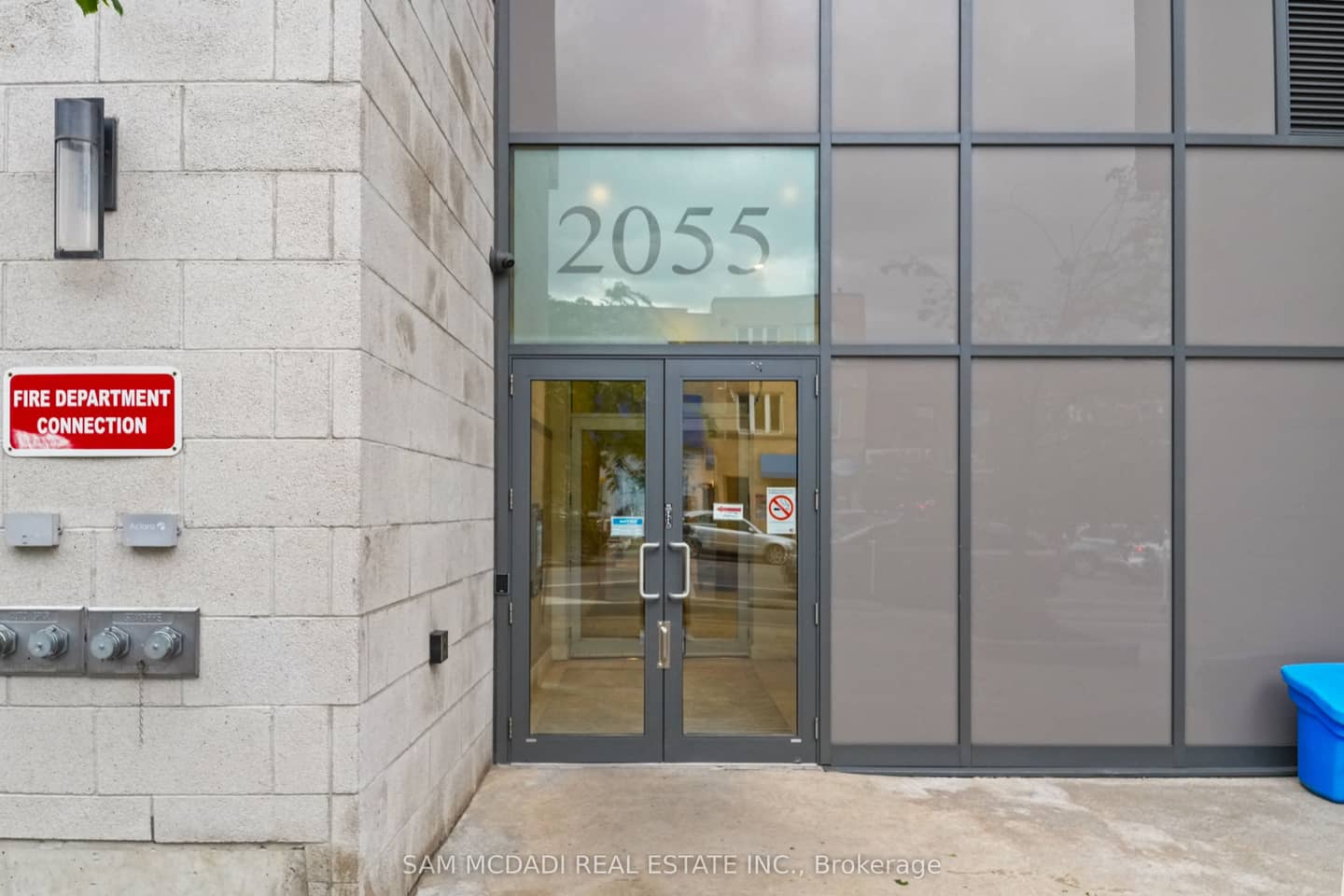 2055 Danforth Avenue 903, Toronto, ON M4C 1J8