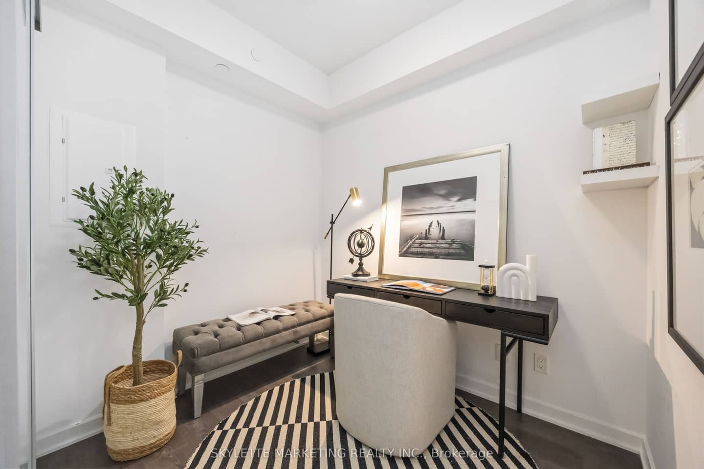 38 Forest Manor Road 414, Toronto, ON M2J 1M1