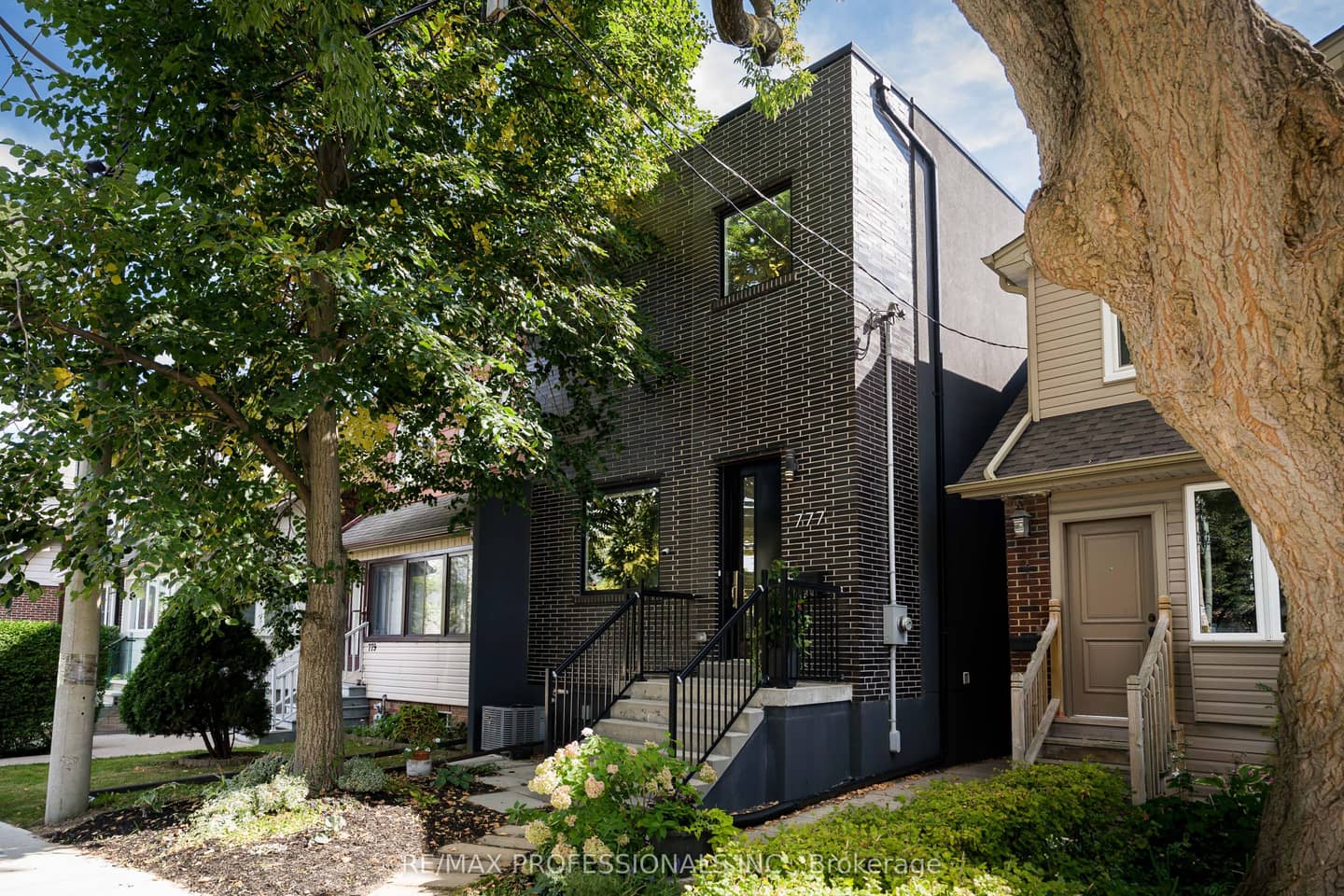 777 Eastern Avenue, Toronto, ON M4M 1E9