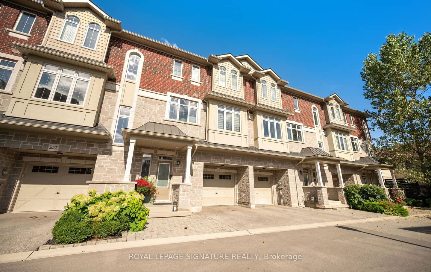 2023 Deerview Common, Oakville, ON L6M 0Y2