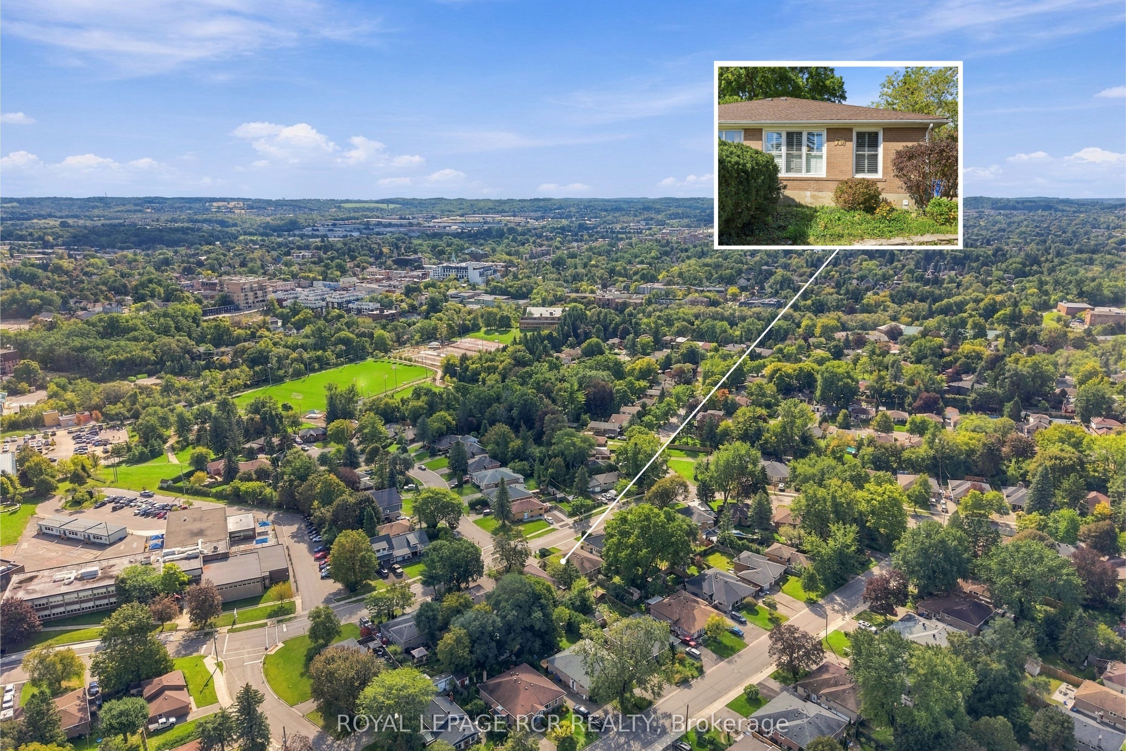 70 Tecumseh Drive, Aurora, ON L4G 2X4