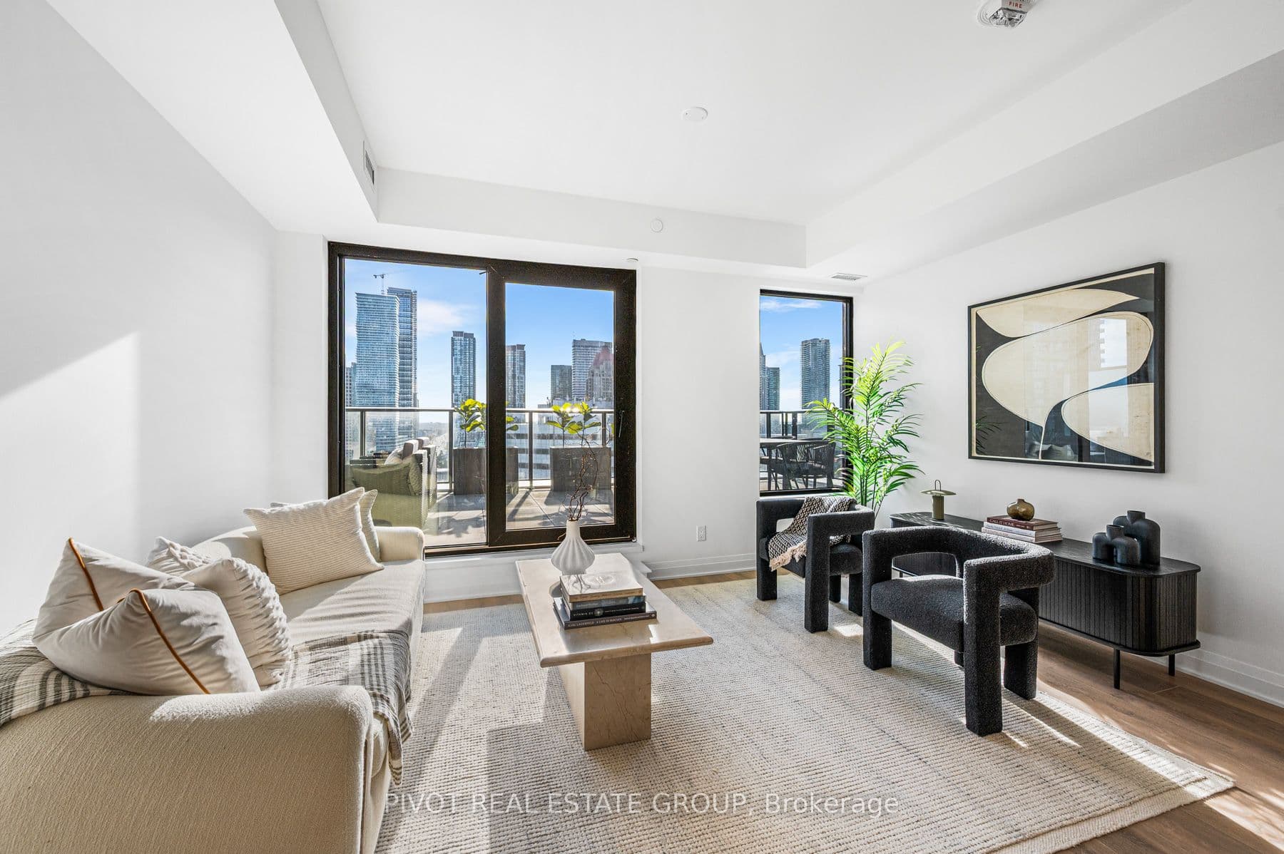 4015 The Exchange 1307, Mississauga, ON L5B 0N9