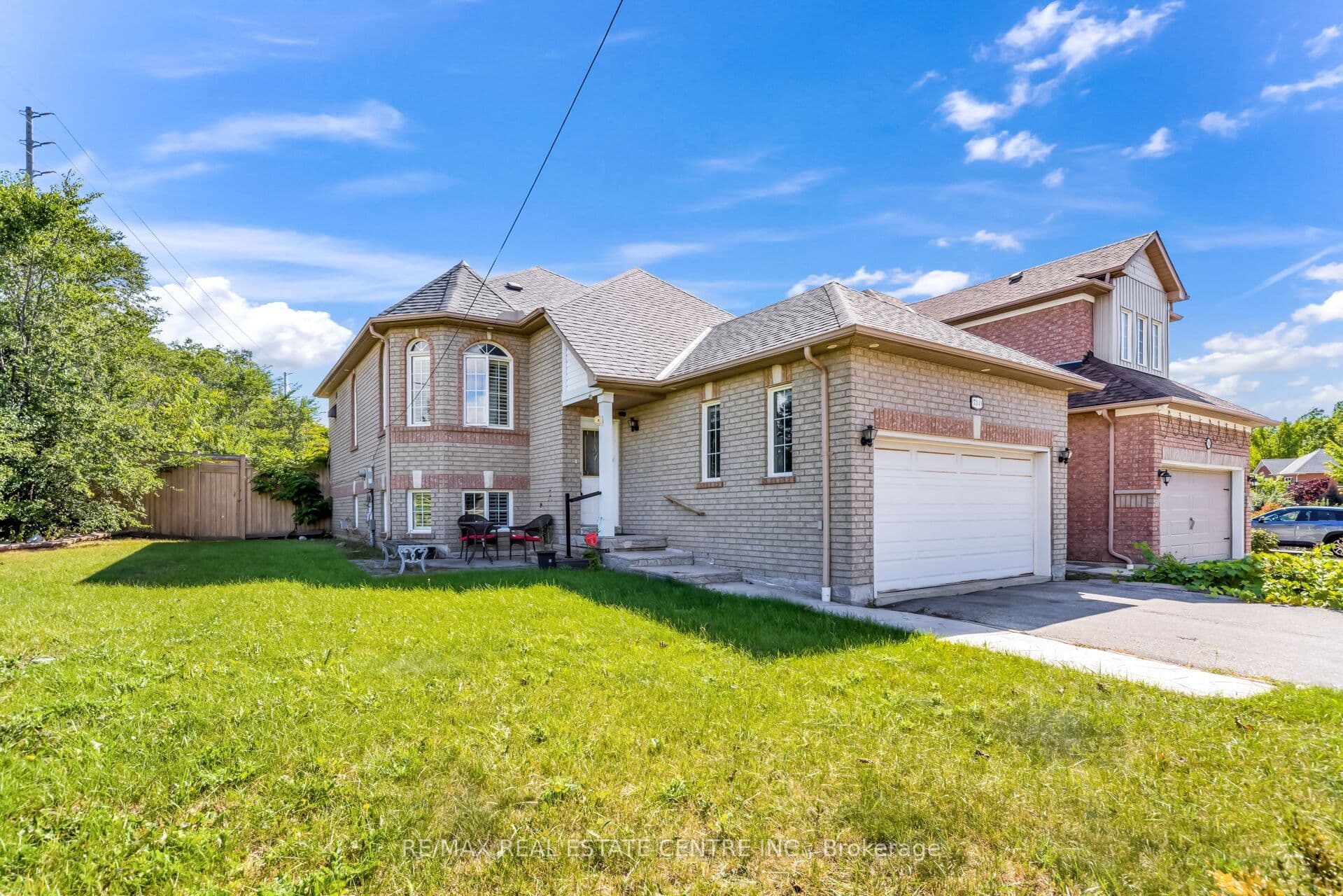 7349 Zinnia Place, Mississauga, ON L5W 1K6