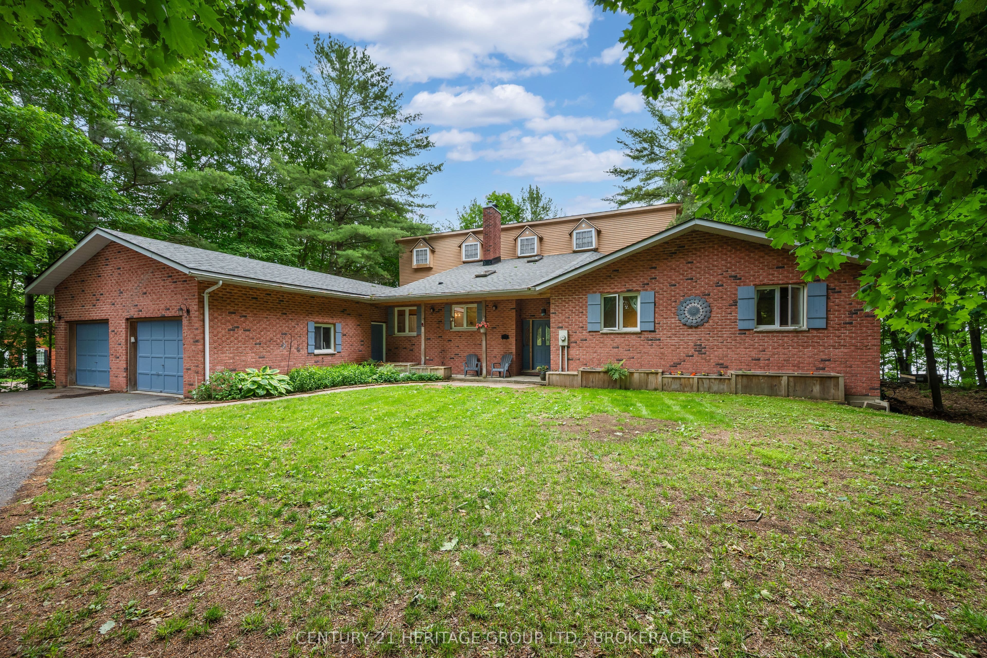 4212 Pine Ridge Drive, Frontenac, ON K0H 0B8