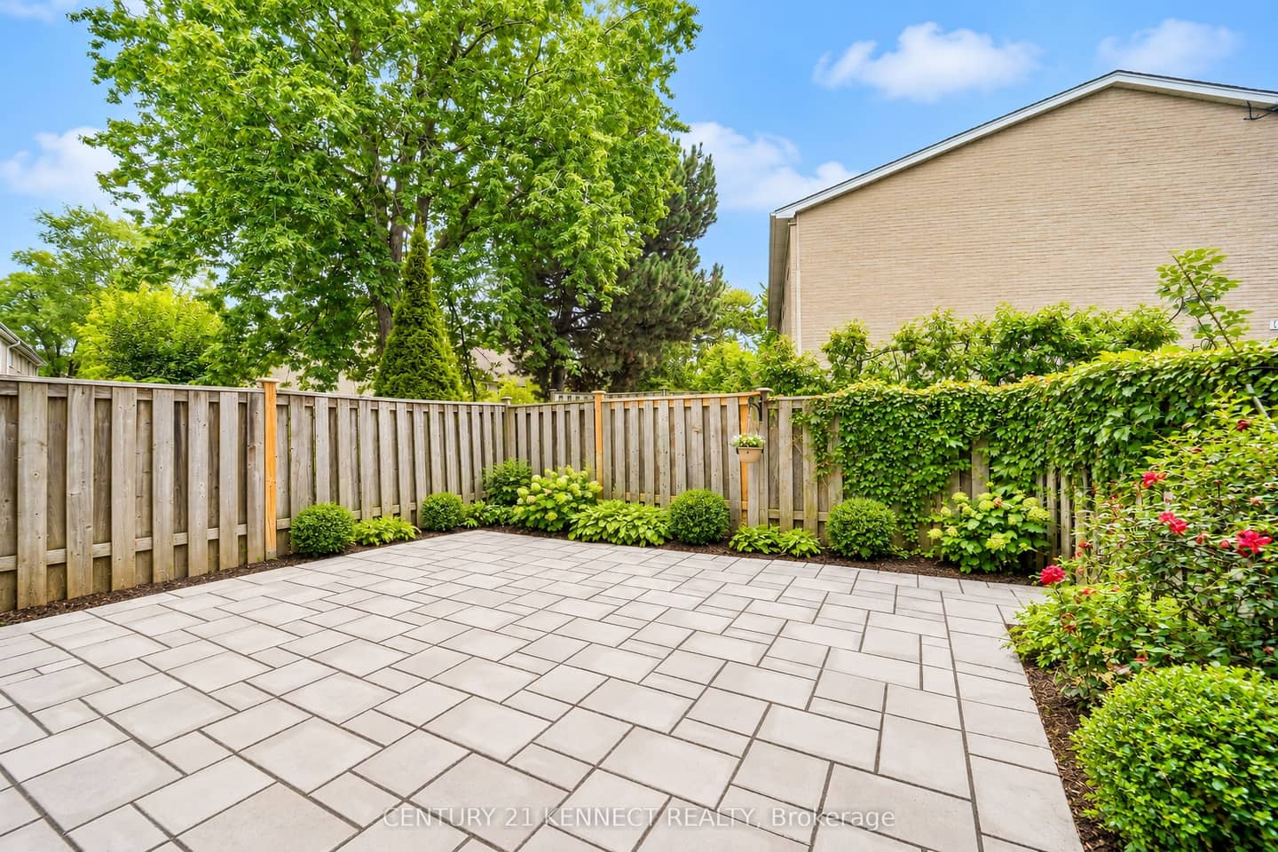 65 Rameau Drive 103, Toronto, ON M2H 1T6