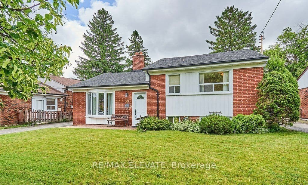 39 Cornwallis Drive, Toronto, ON M1P 1H1