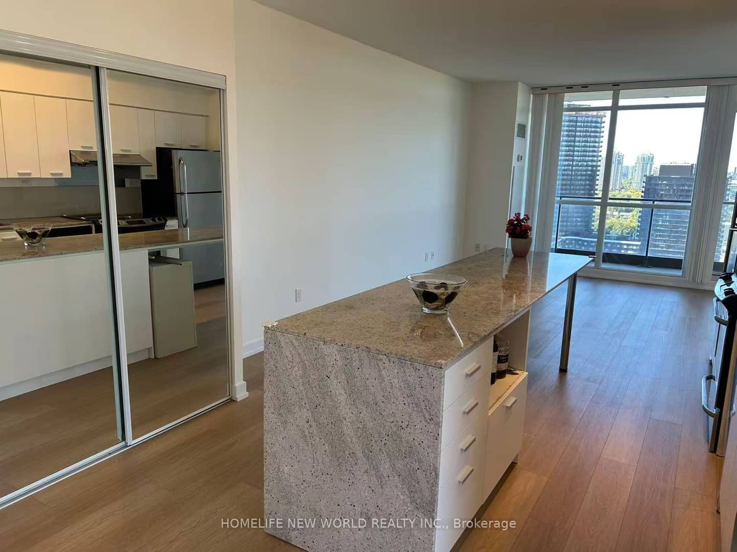 33 Singer Court 3005, Toronto, ON M2K 0B4