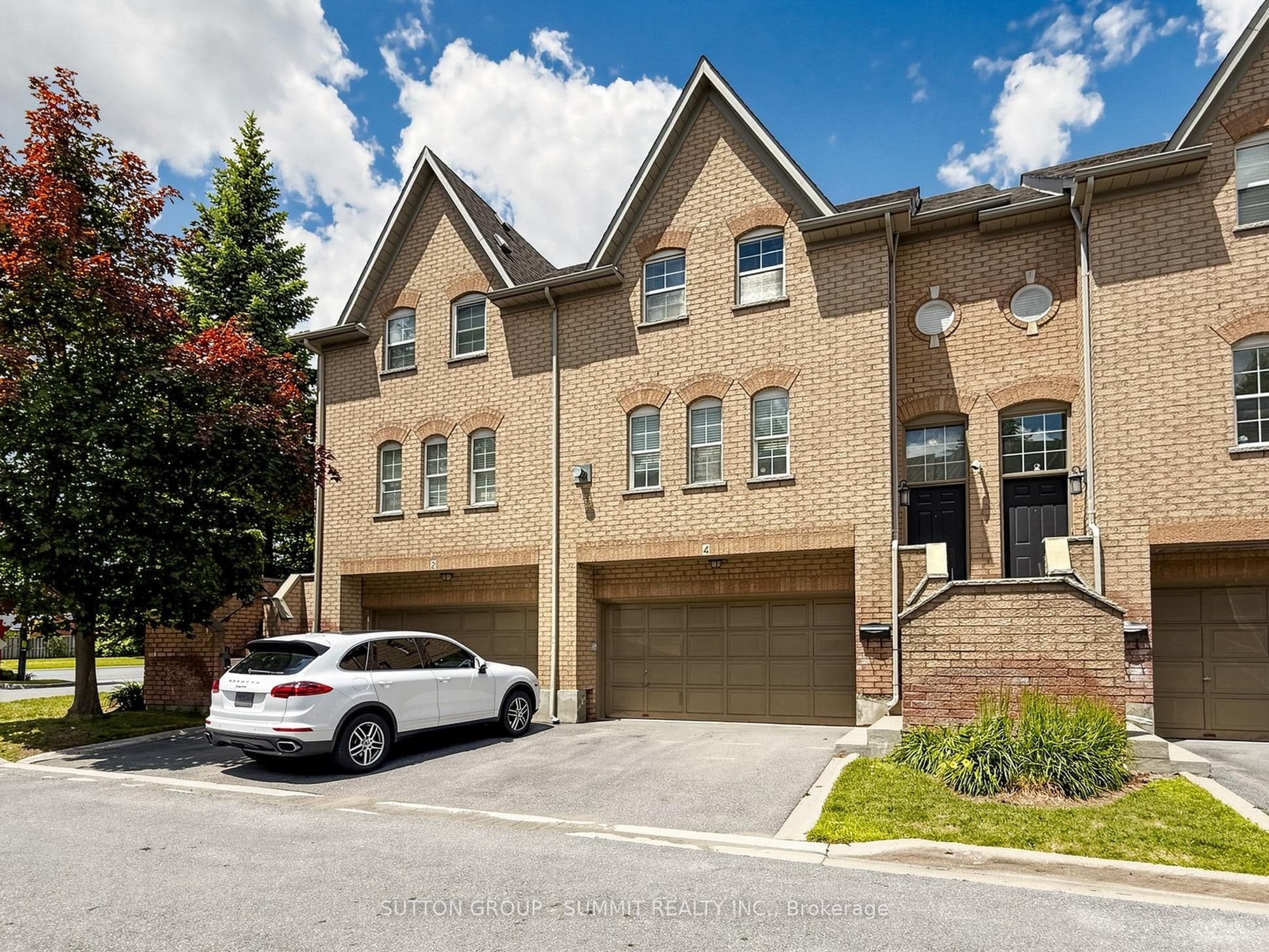 8305 MCLAUGHLIN Road 4, Brampton, ON L6Y 5G3