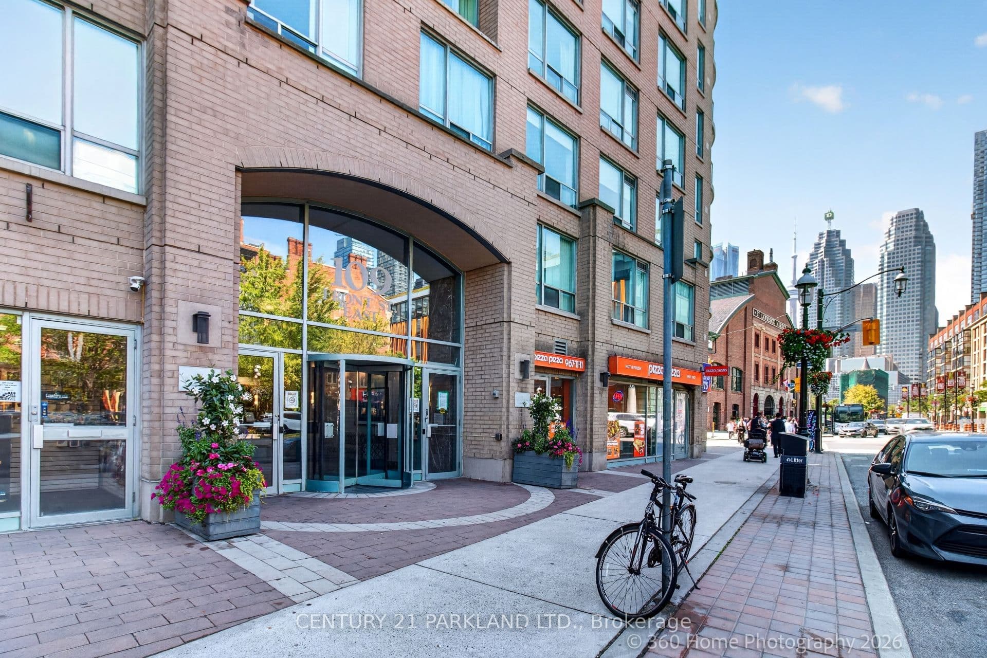 109 Front Street E 609, Toronto, ON M5A 4P7