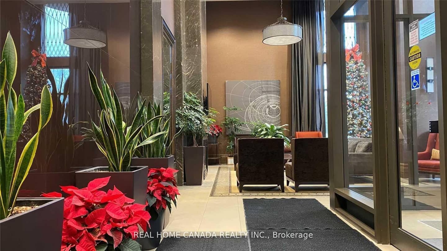 385 Prince Of Wales Drive 1305, Mississauga, ON L5B 0C6