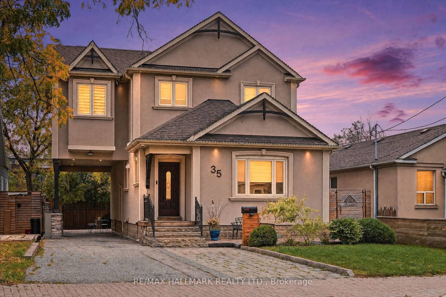 35 Rainbow Drive, Vaughan, ON L4L 2K3