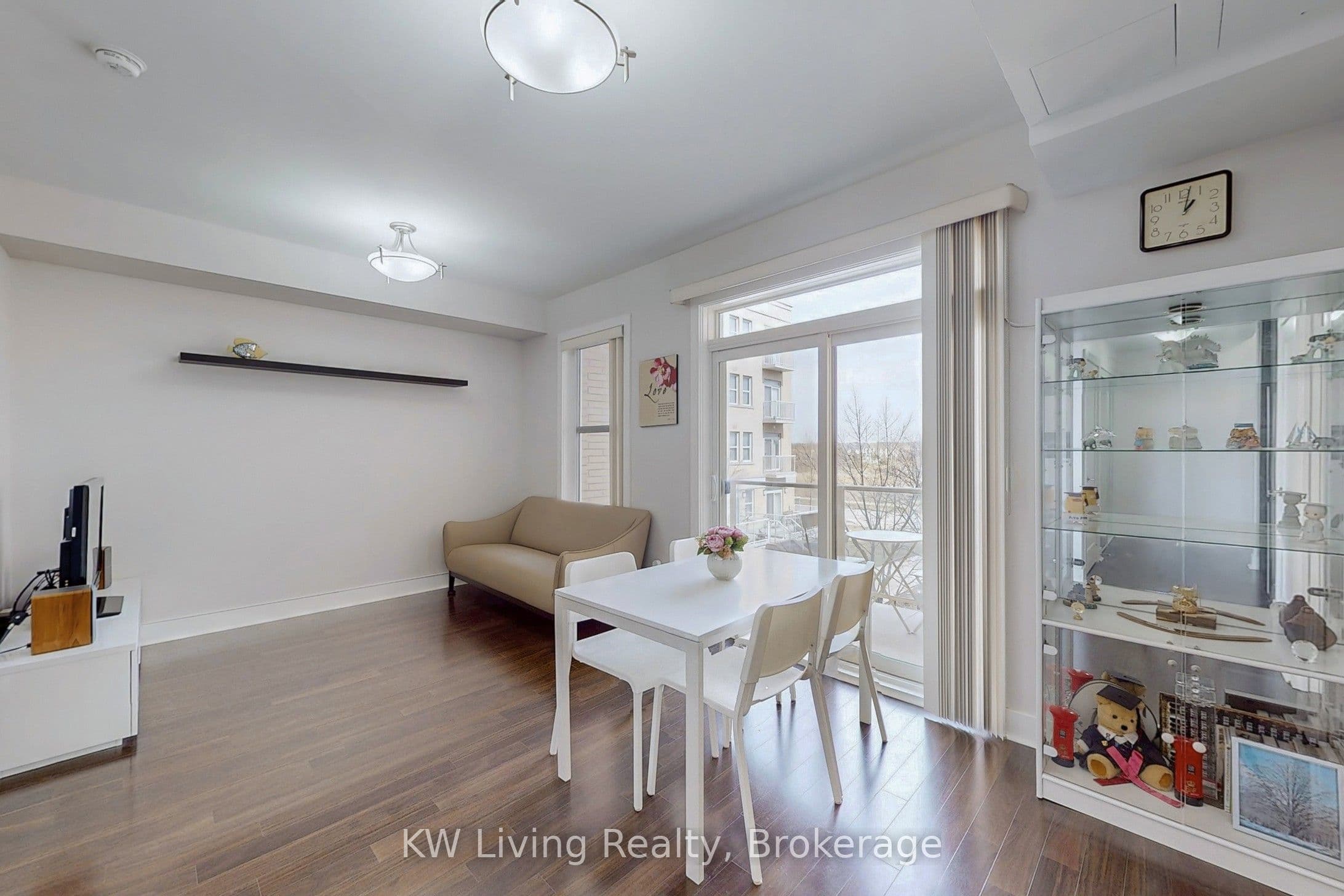 28 Prince Regent Street 203, Markham, ON L6C 0V5