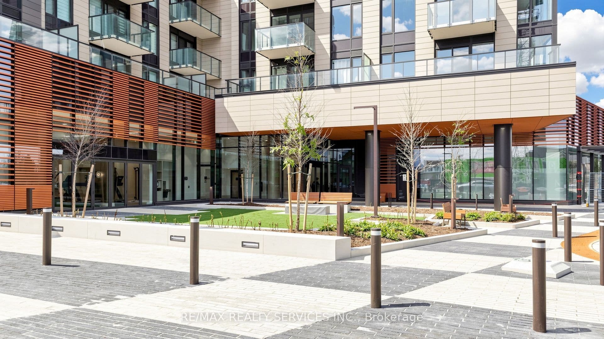 1415 Dundas Street E 610, Oakville, ON L6H 7G1