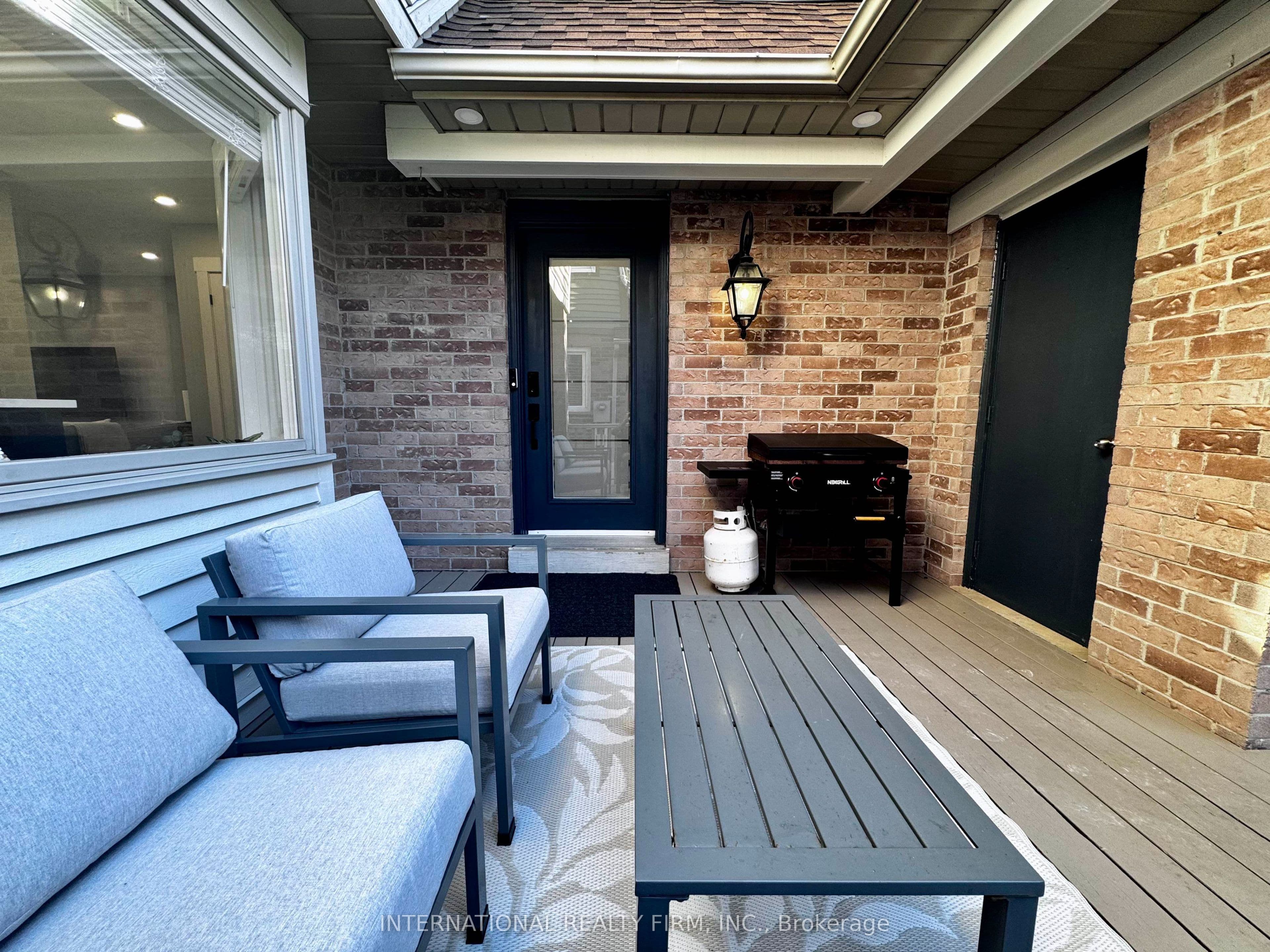 2745 Galleon Crescent, Mississauga, ON L5M 5T8