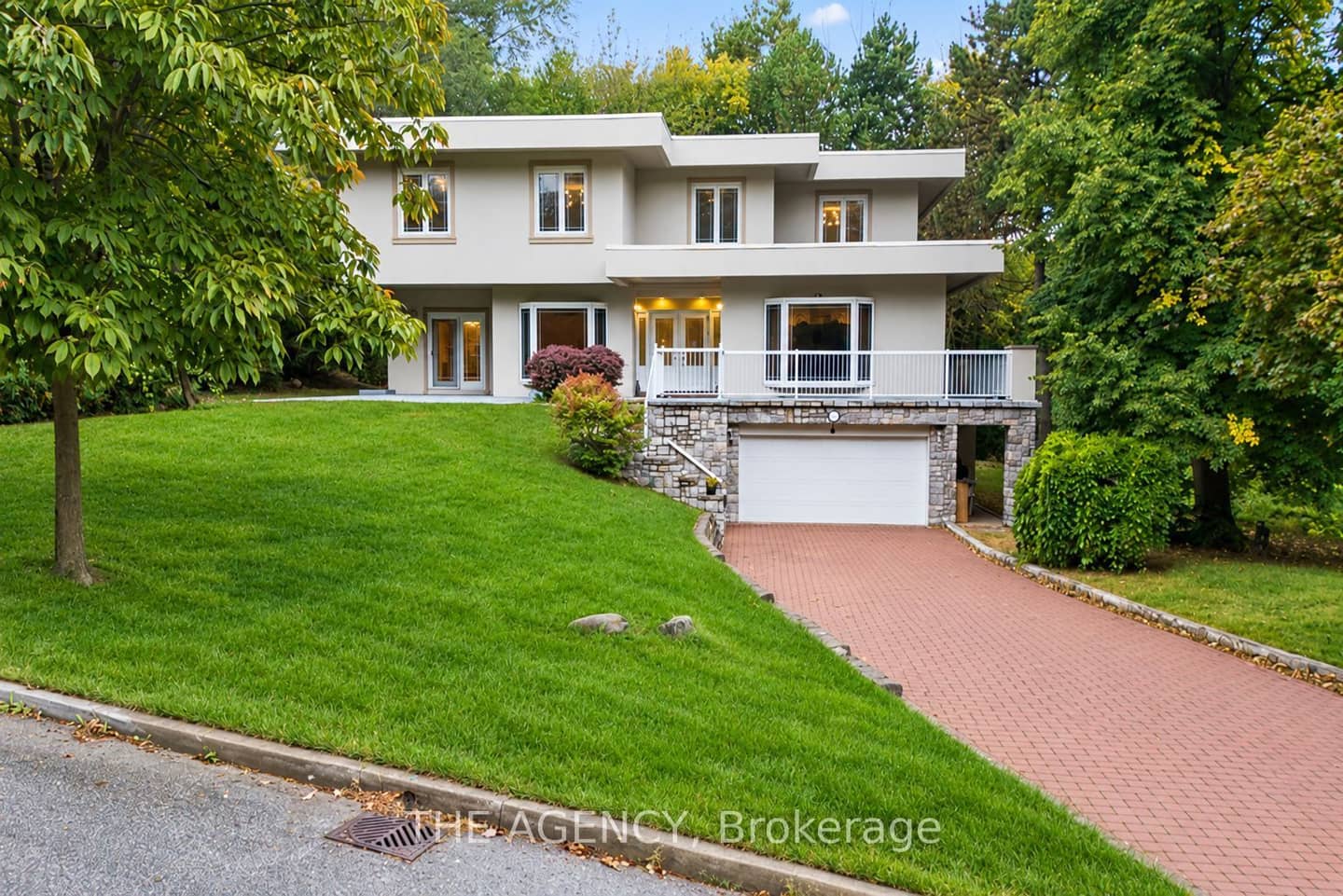 48 Silvergrove Road, Toronto, ON M2L 2N6
