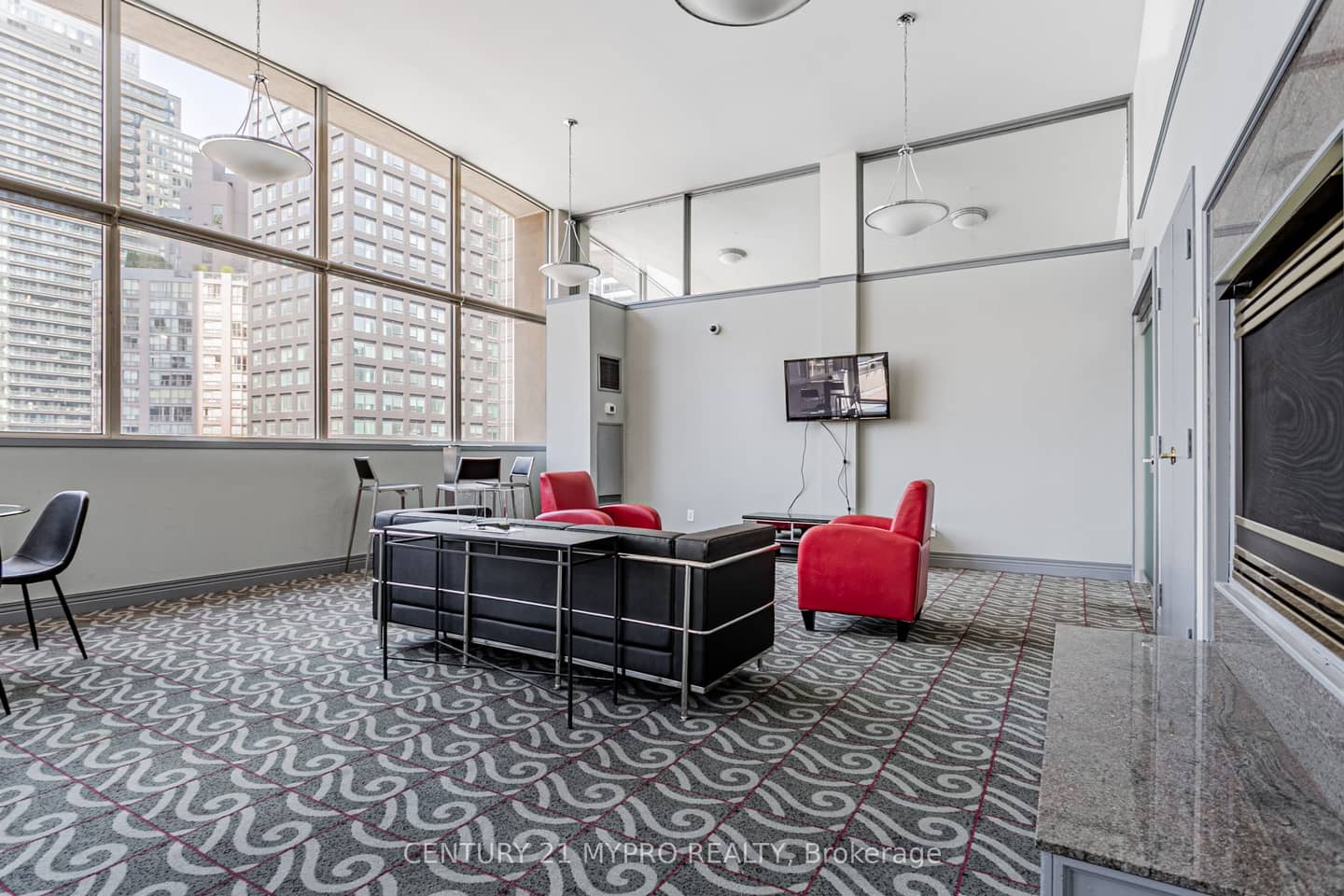 555 Yonge Street 401, Toronto, ON M4Y 3A6