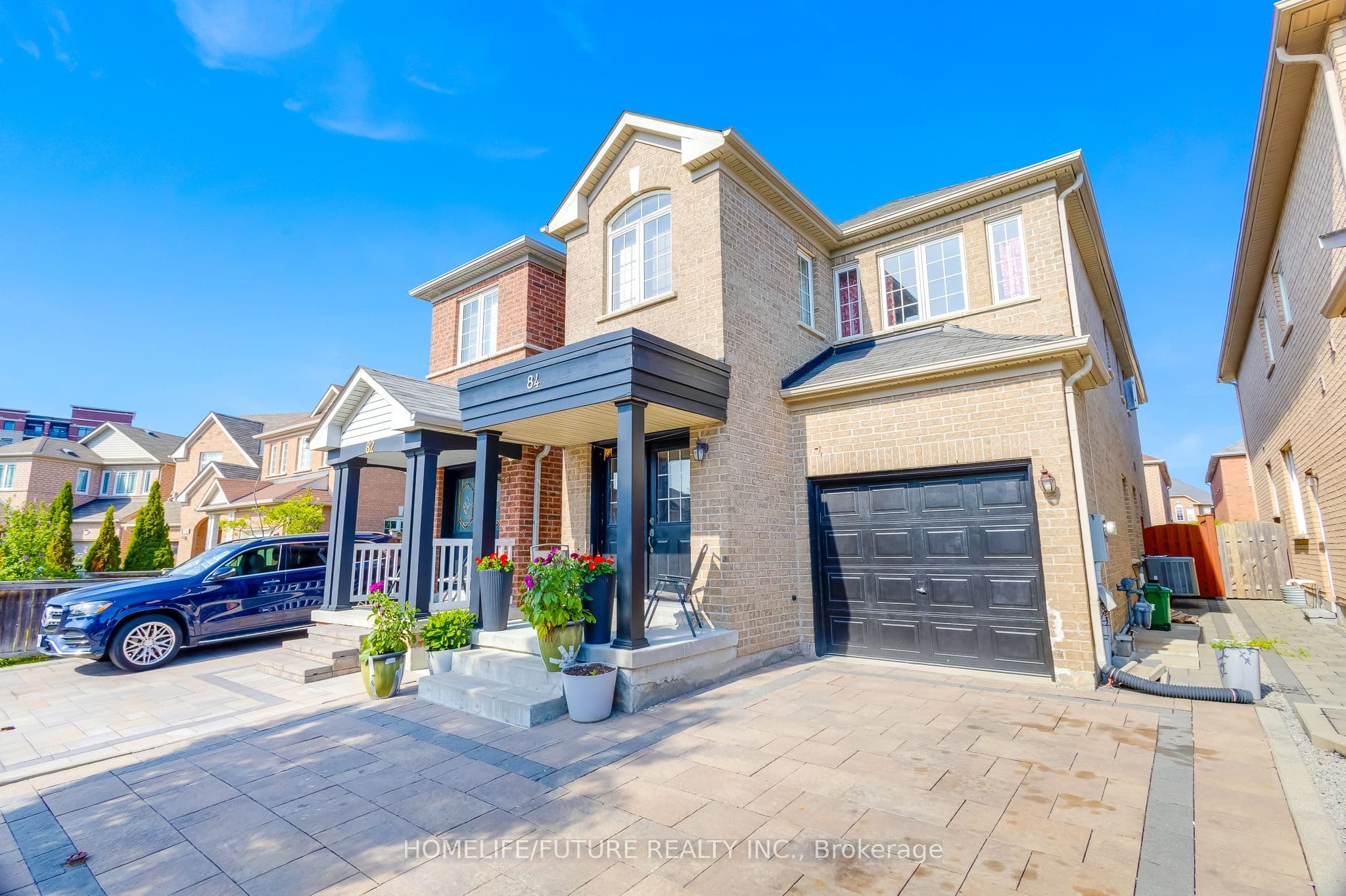 84 Jack Monkman Crescent, Markham, ON L3S 0A4