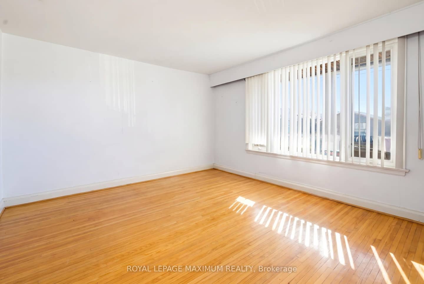 84 Gilley Road, Toronto, ON M3K 1L7