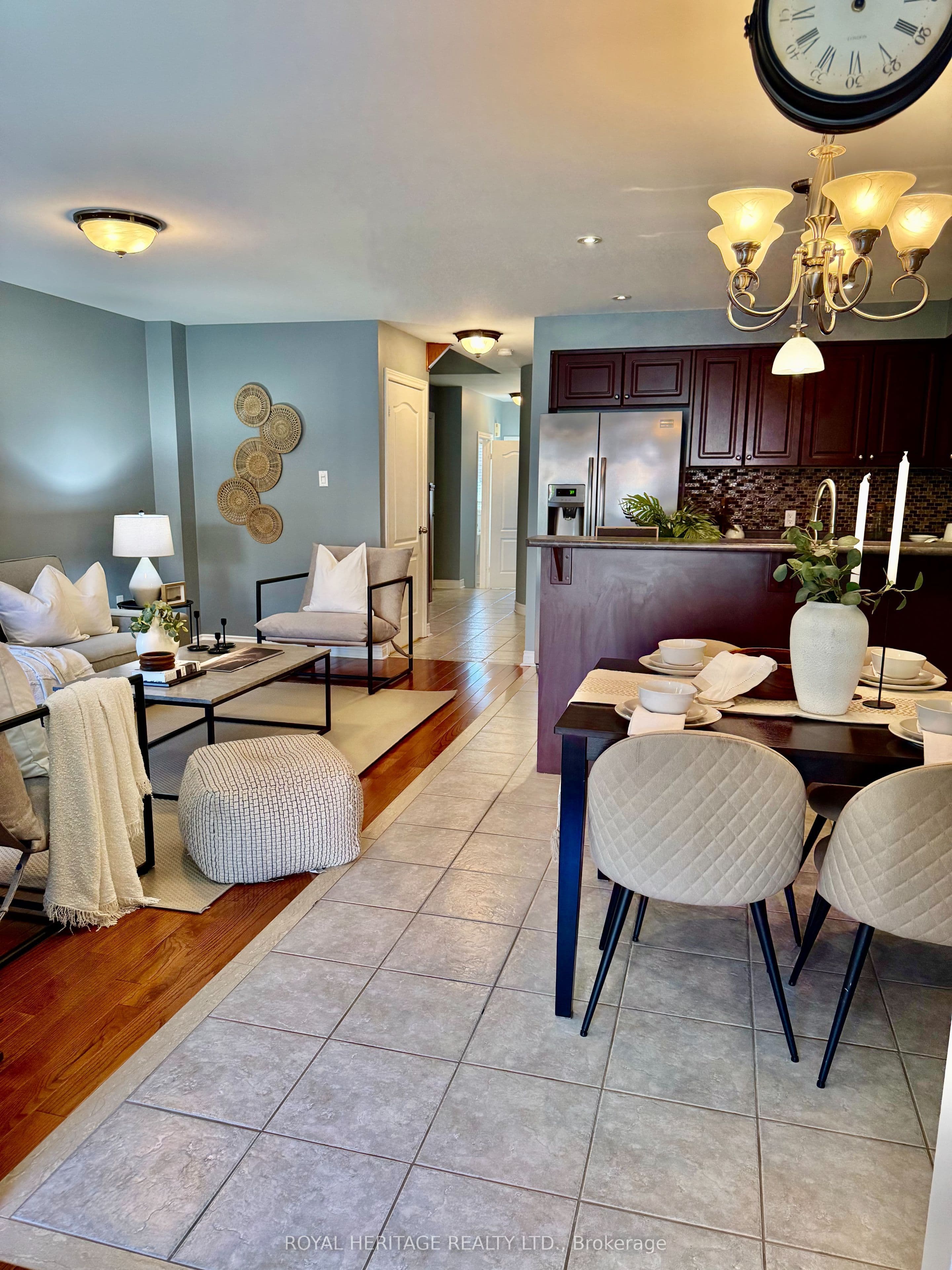 34 Gateway Court, Whitby, ON L1R 3M9