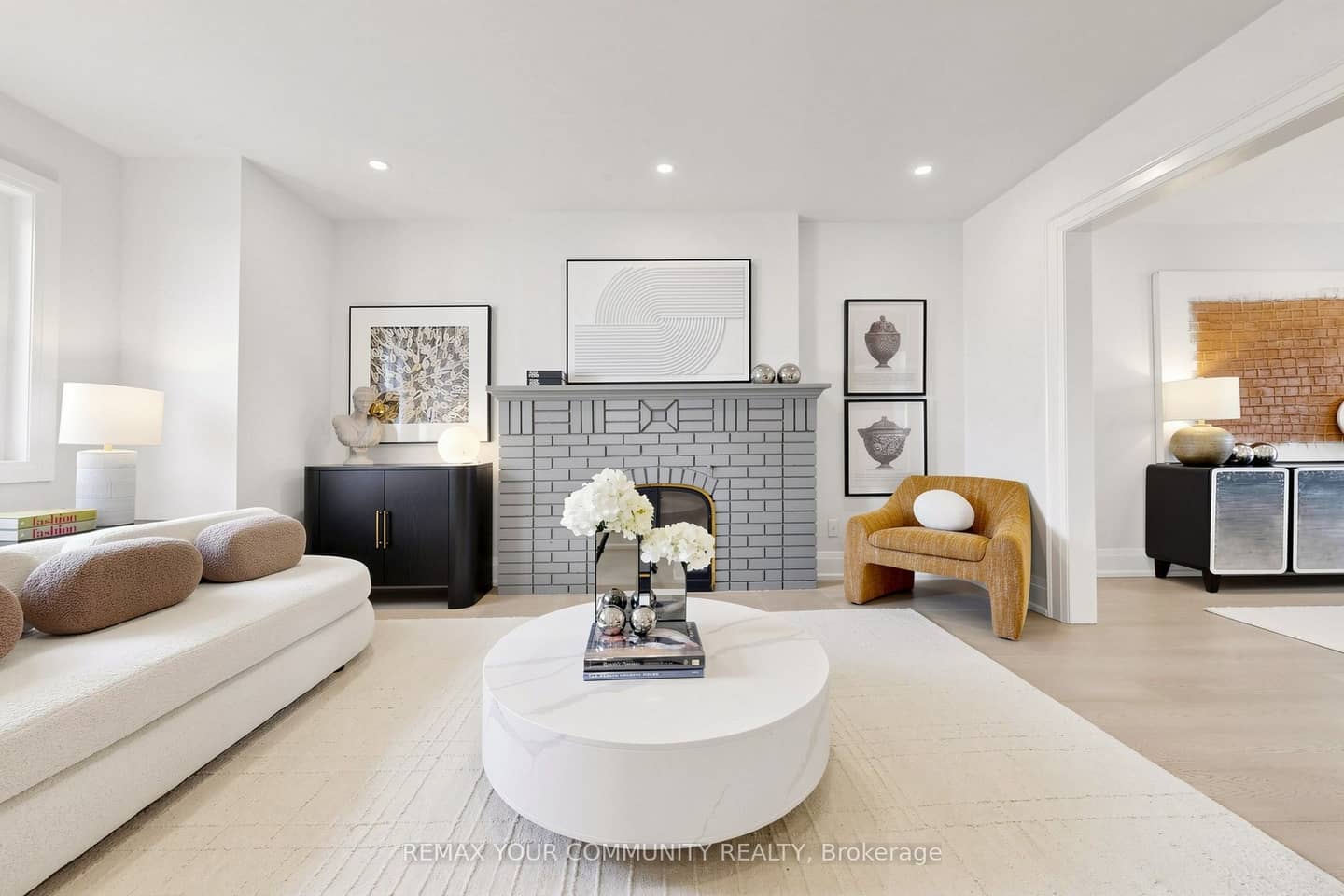 351 Fairlawn Avenue, Toronto, ON M5M 1T5