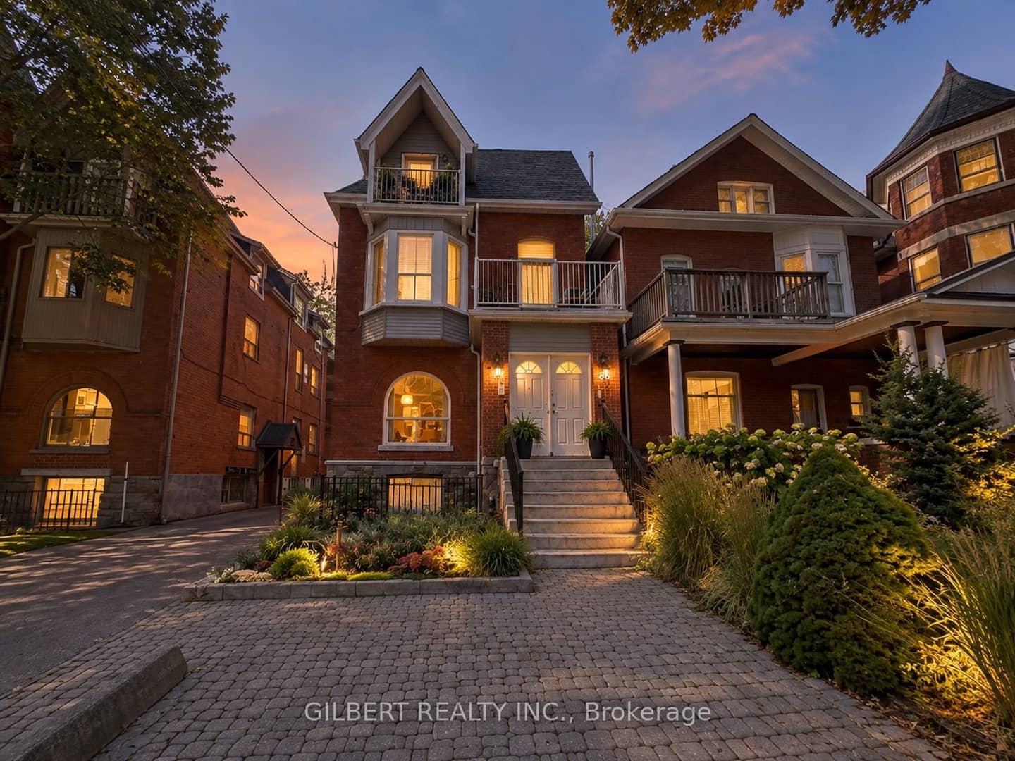 88 Cowan Avenue, Toronto, ON M6K 2N4