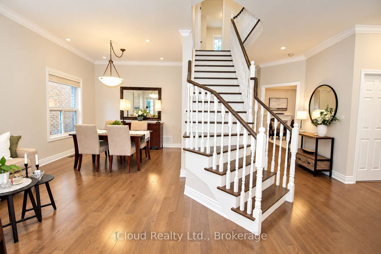 20 Beavervalley Drive, Brampton, ON L7A 3L5