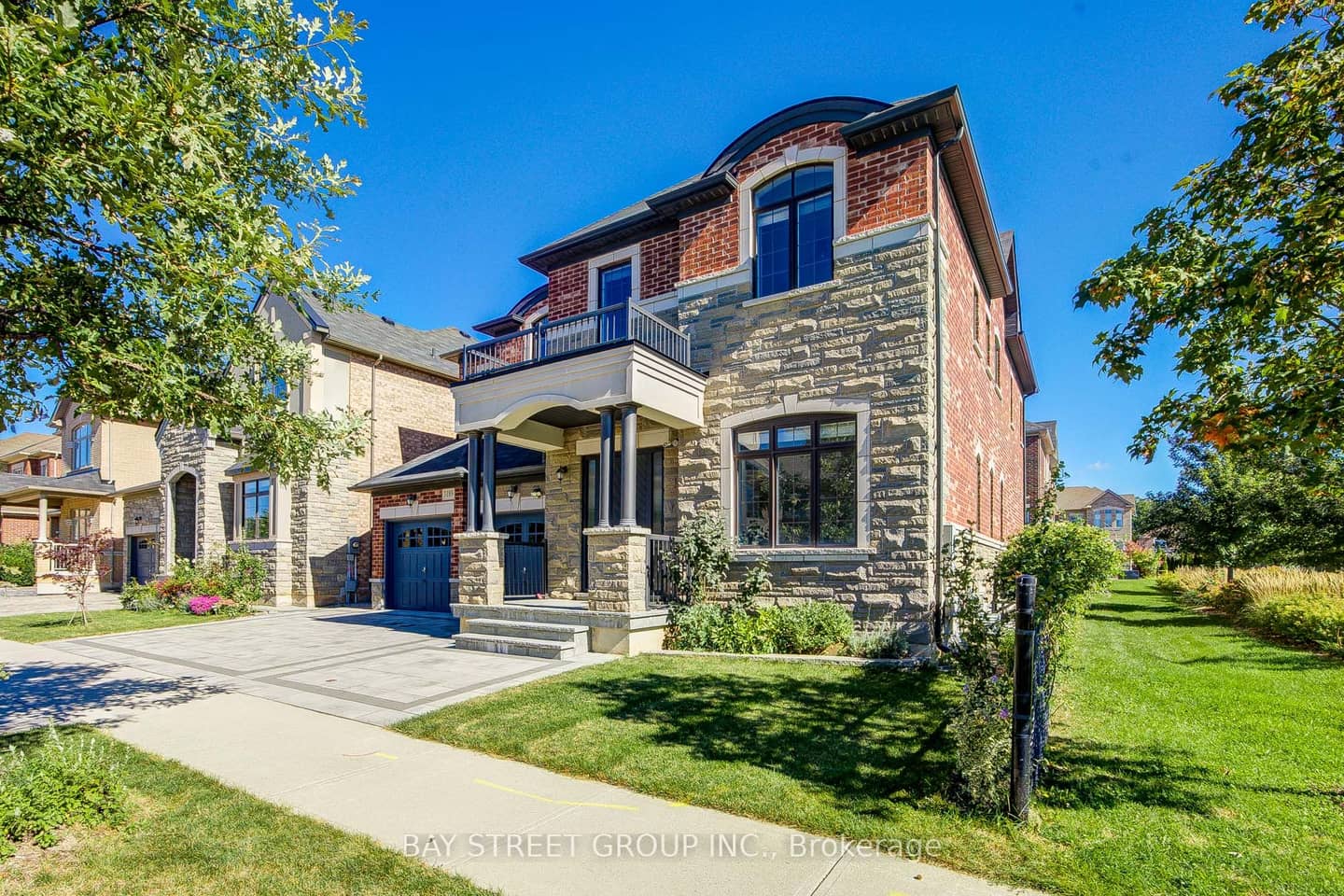 3189 Buttonbush Trail, Oakville, ON L6H 0T4