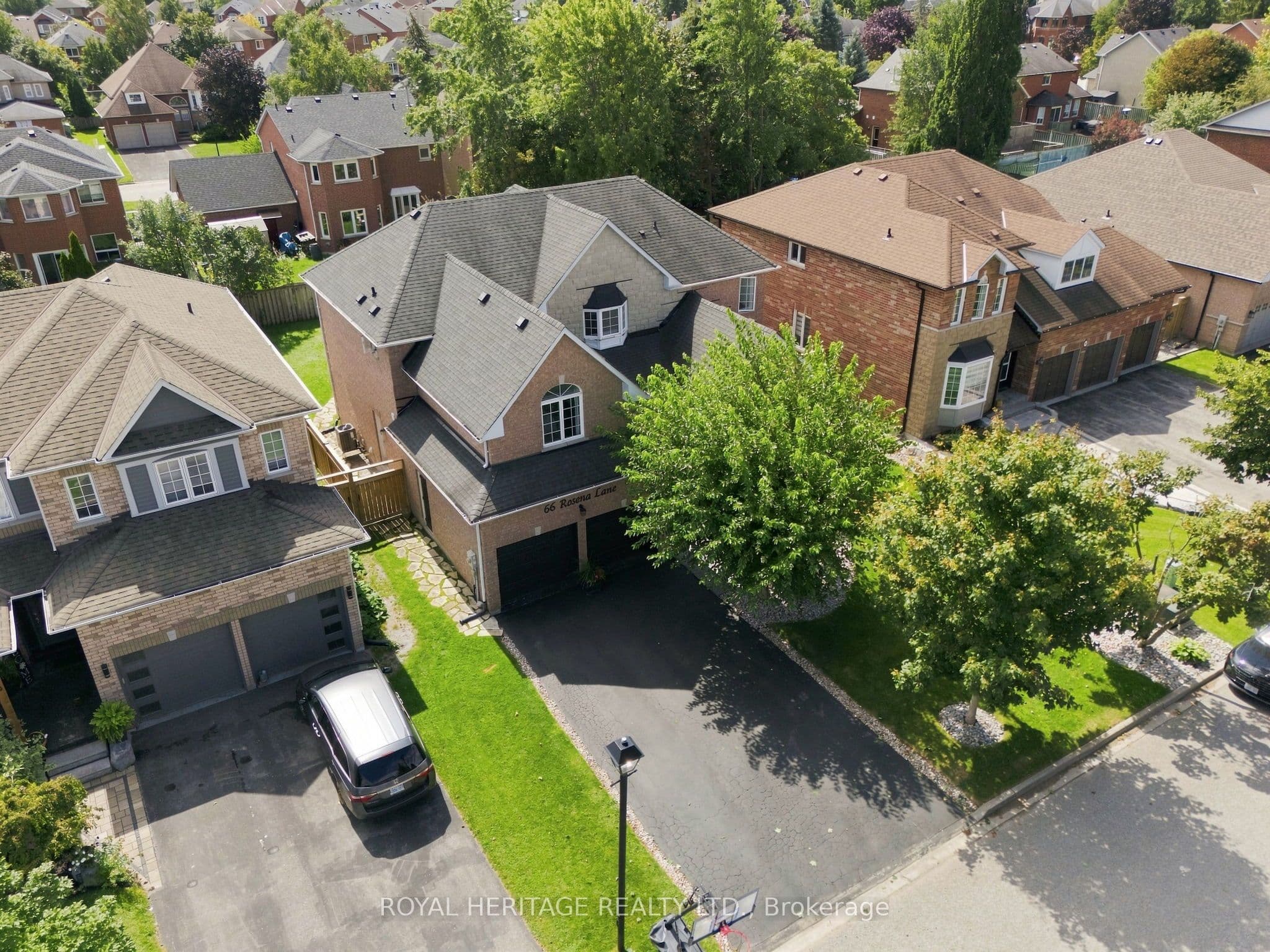 66 Rosena Lane, Uxbridge, ON L9P 1X6