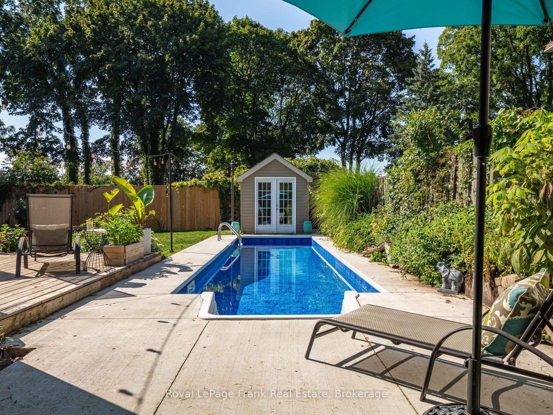 6254 Russell Street, Niagara Falls, ON L2J 1P1