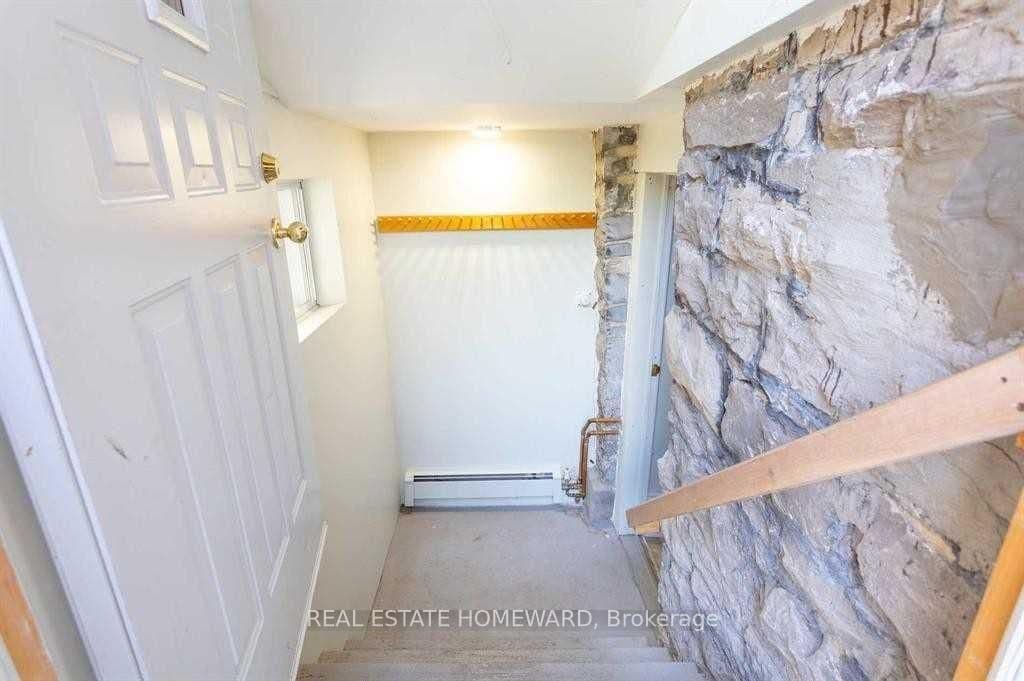 81 Sweetland Avenue Lower, Lower Town - Sandy Hill, ON K1N 7T9
