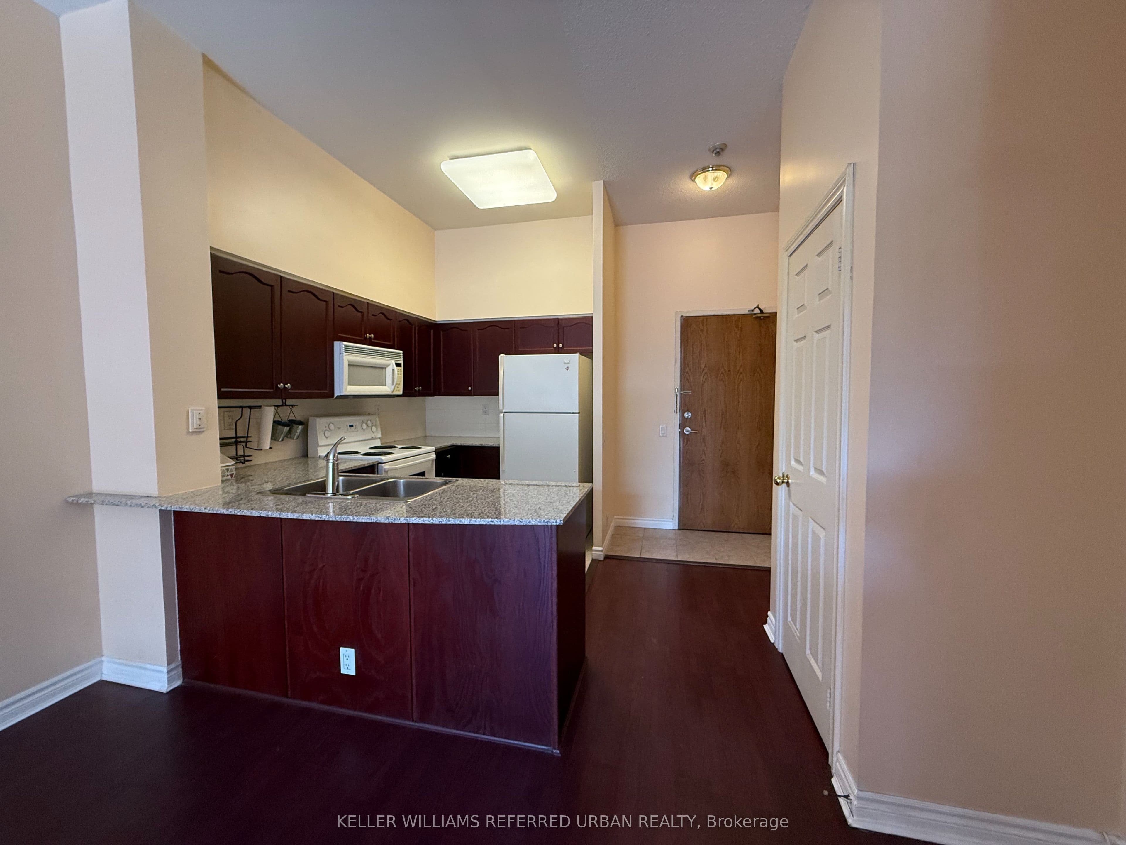 1720 Eglinton Avenue E 110, Toronto, ON M4A 2X8