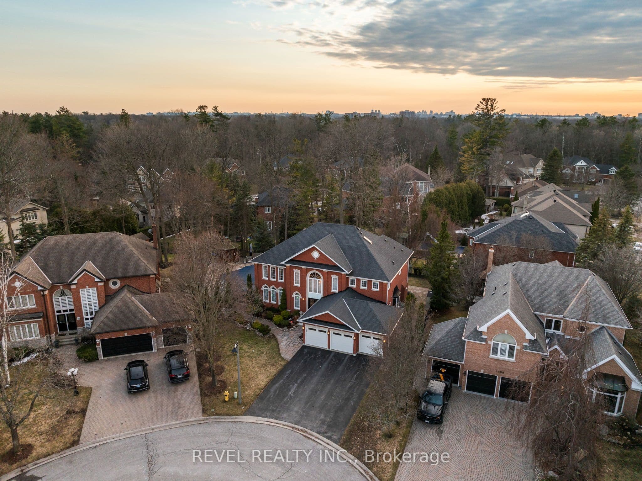 1486 Ashwood Gate, Pickering, ON L1V 6L1