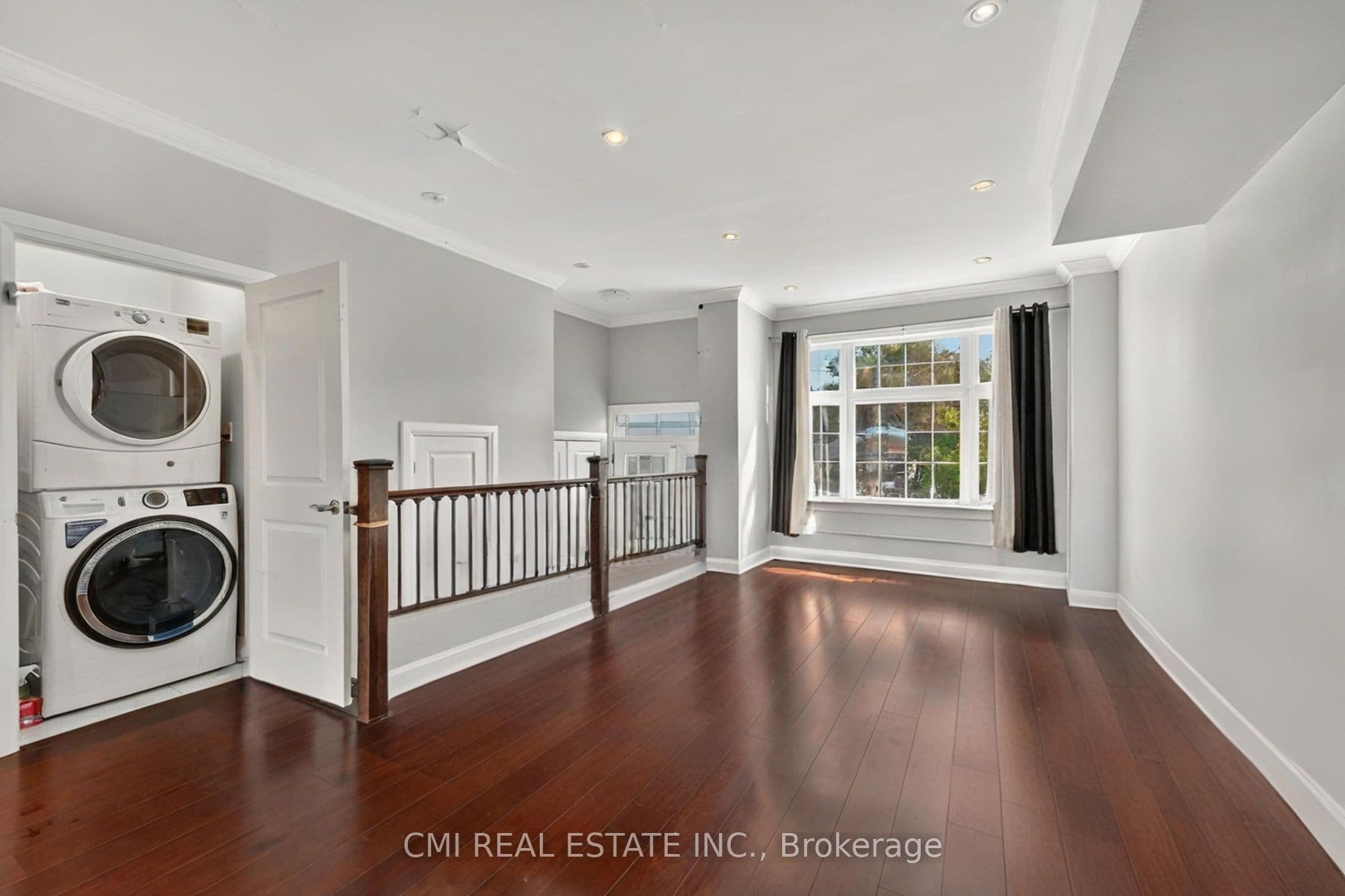 20 Jeavons Avenue, Toronto, ON M1K 1S8