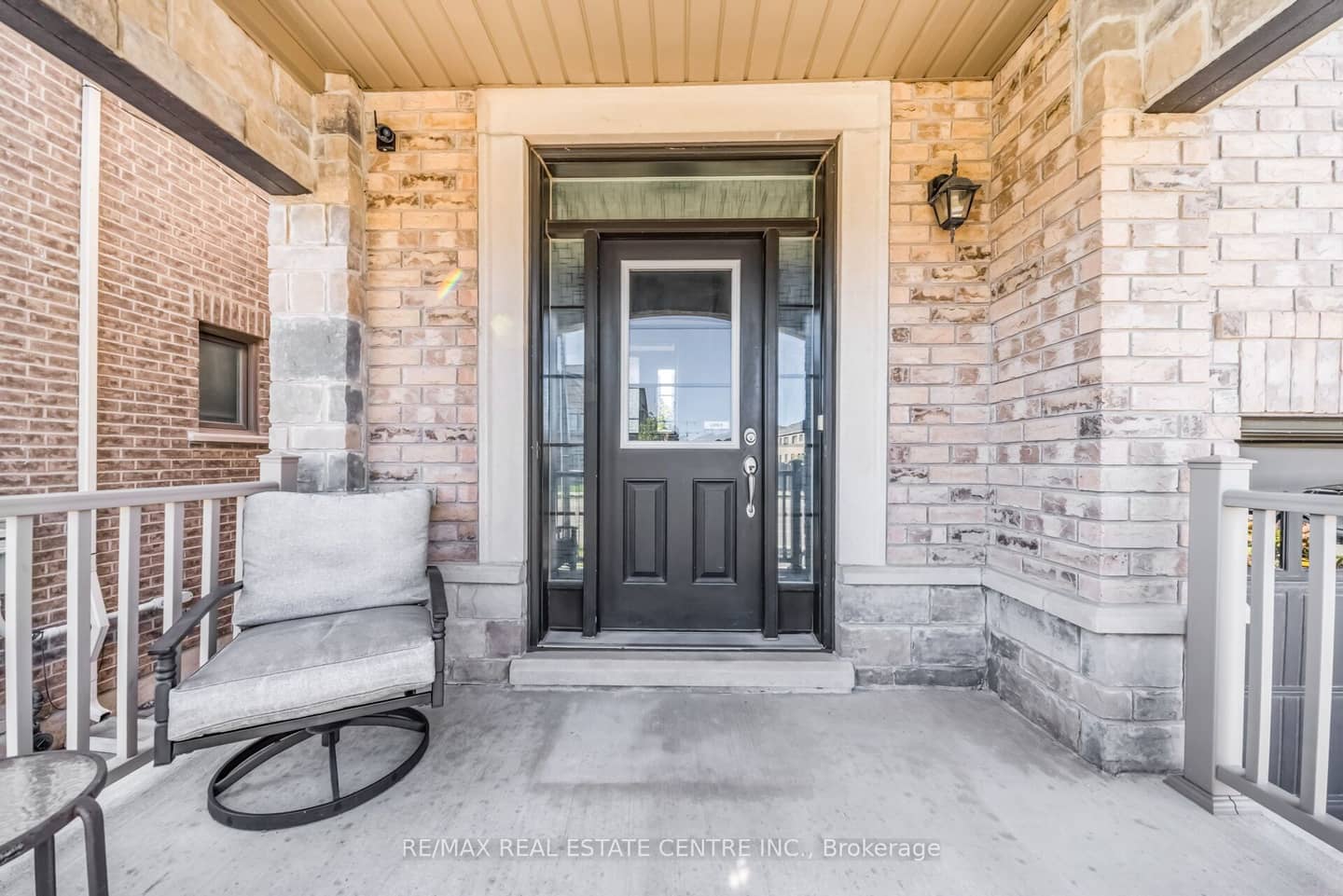 457 WHITLOCK Avenue, Milton, ON L9E 1J5