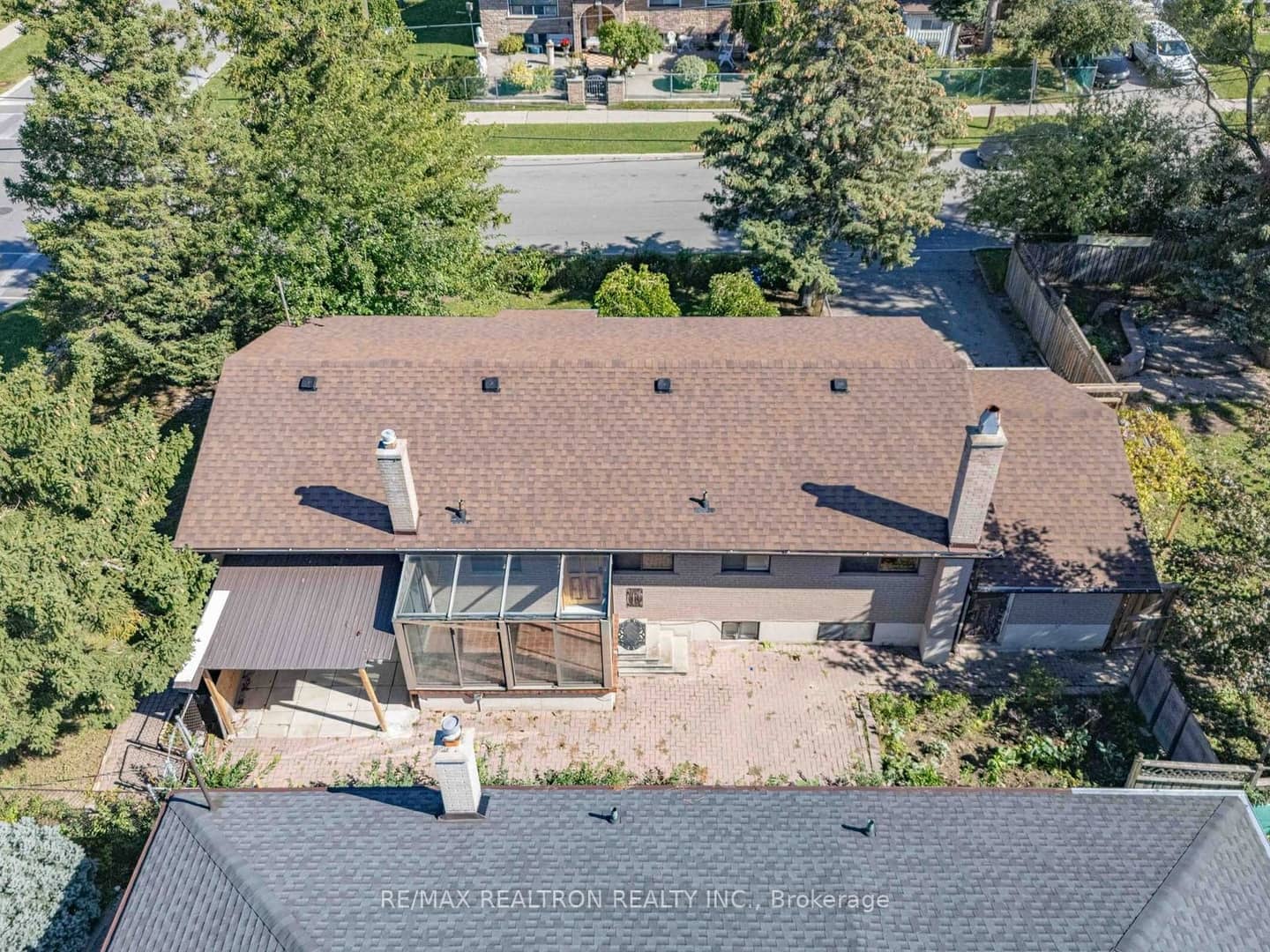 91 Spenvalley Drive, Toronto, ON M3L 1Z2