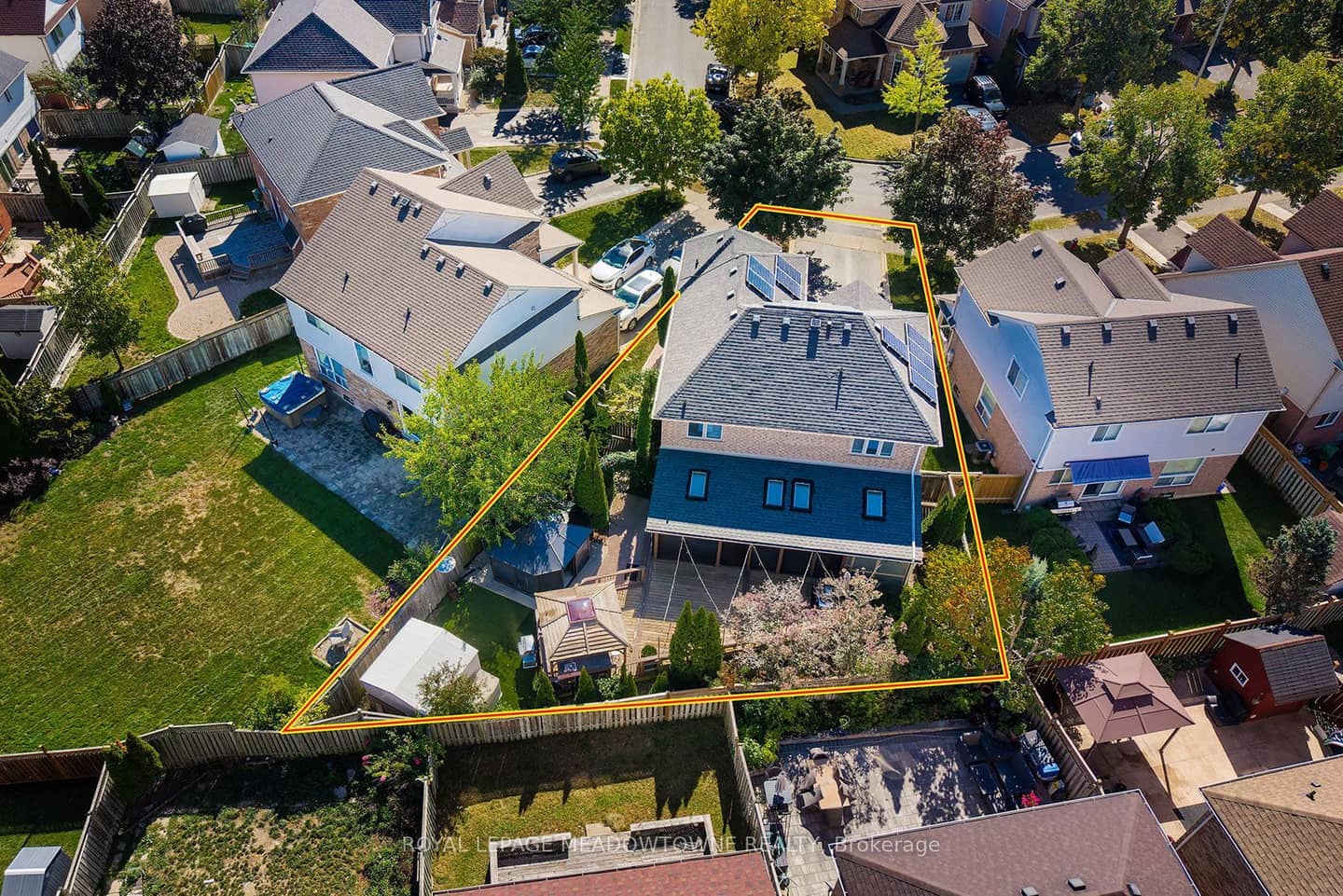 43 Thorpe Crescent, Brampton, ON L7A 1P8