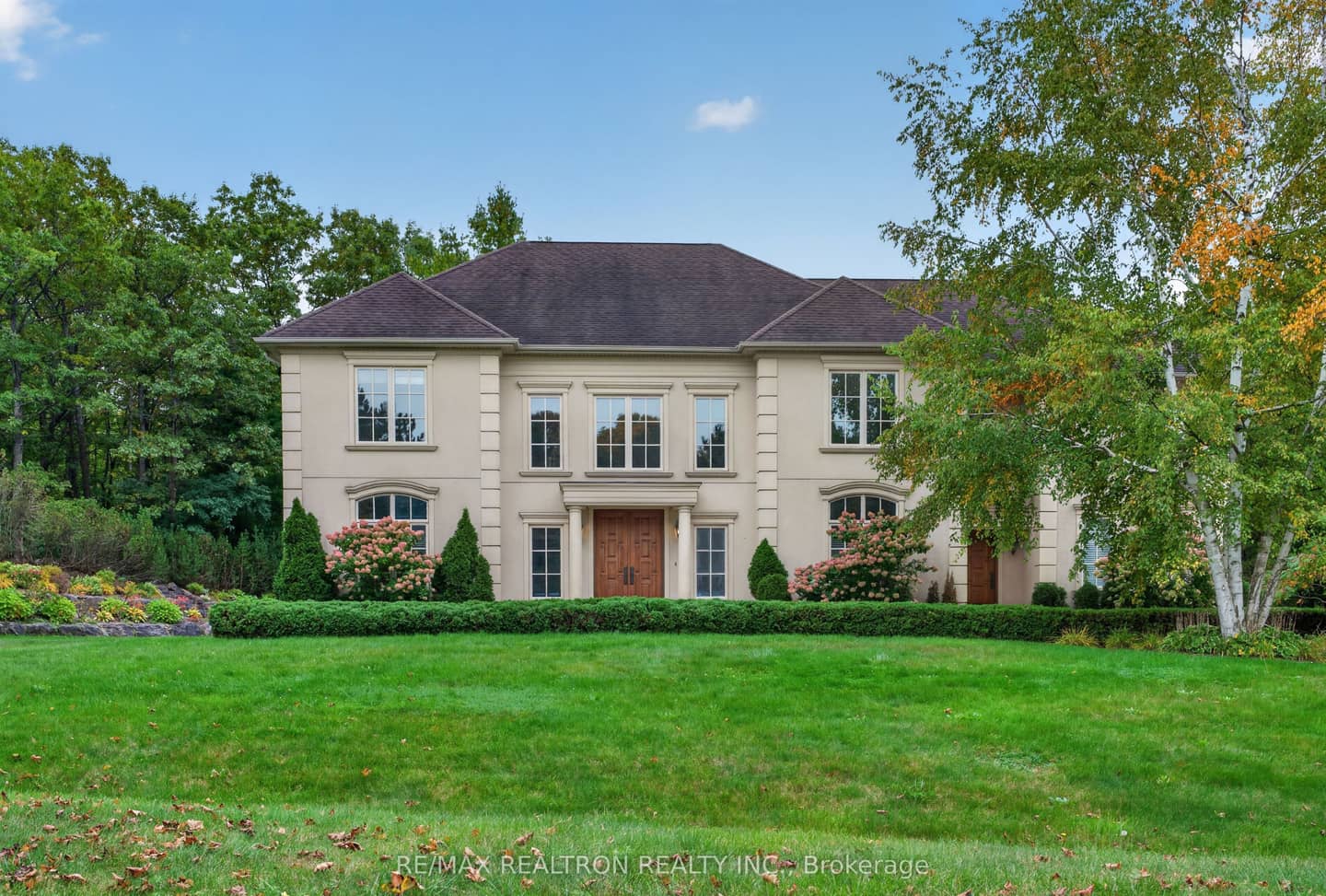 65 Kingswood Drive, King, ON L7B 1K8
