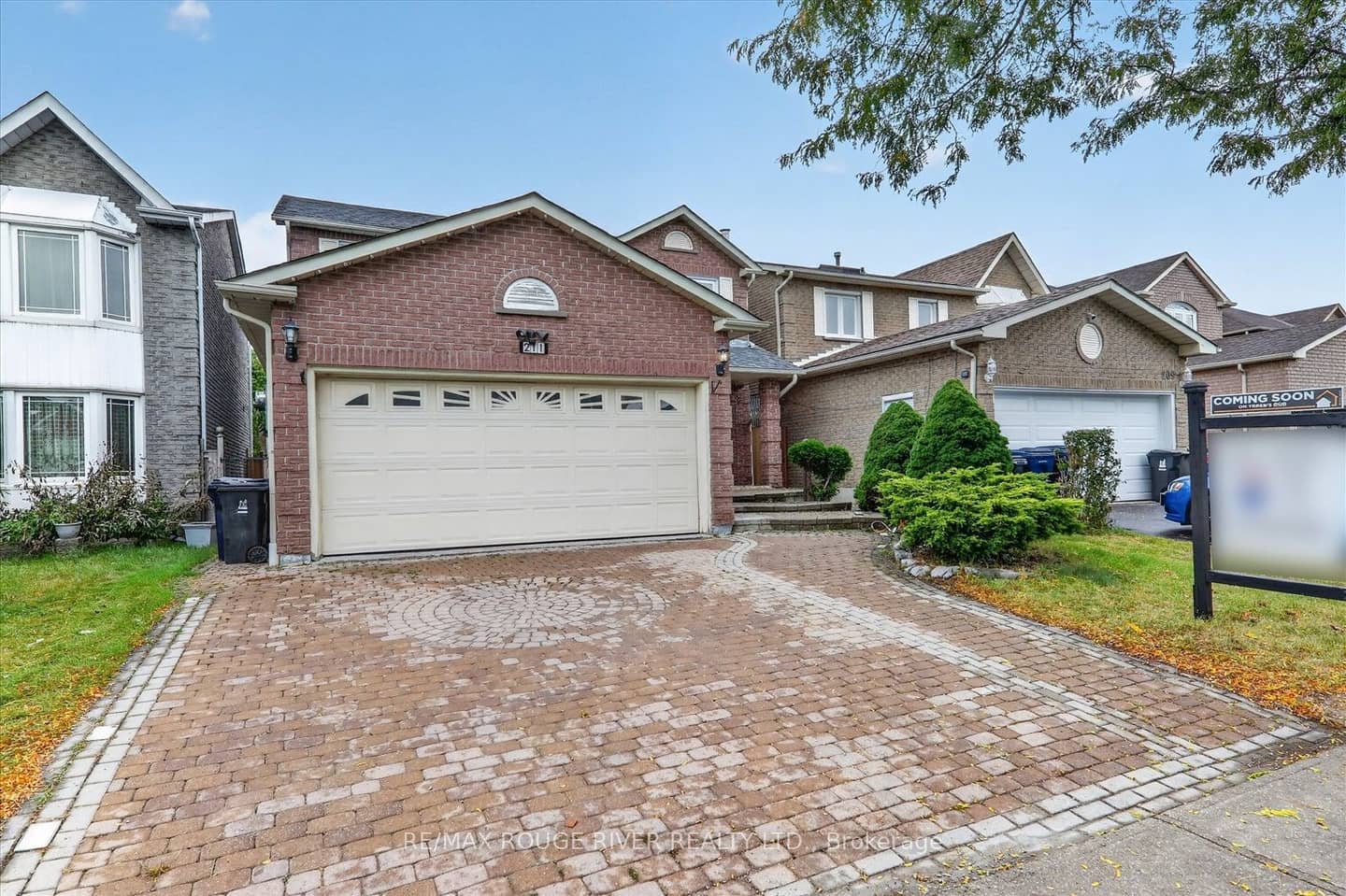 211 Ponymeadow Terrace, Toronto, ON M1C 4W2
