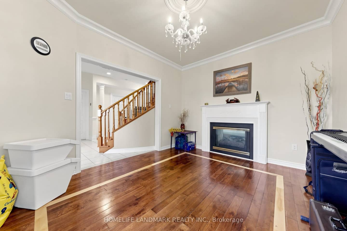 1 Trent Street, Aurora, ON L4G 7E7