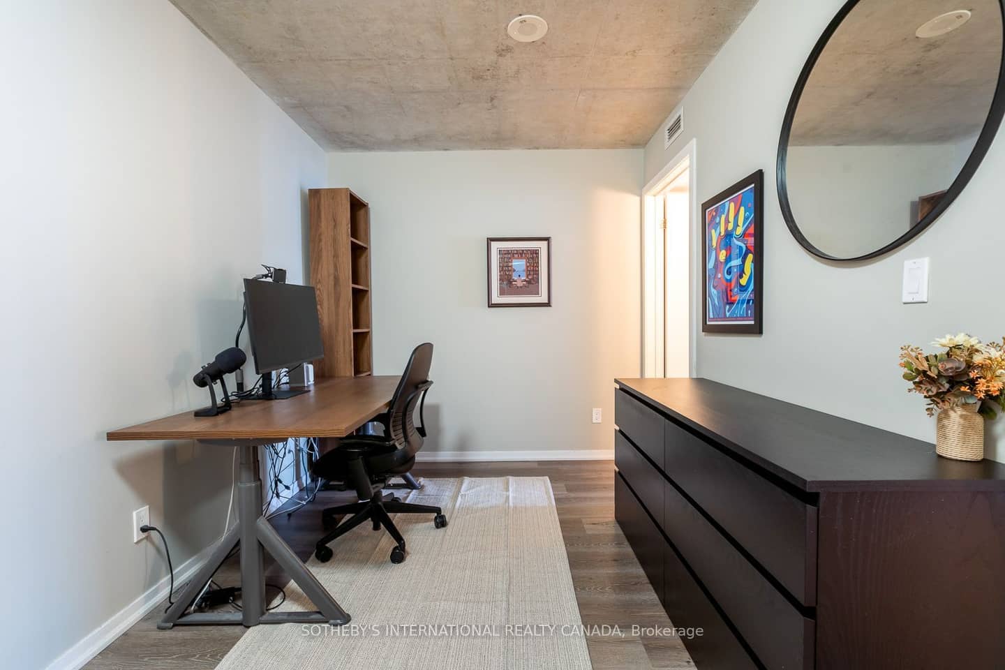 170 Sudbury Street 607, Toronto, ON M6J 0A1