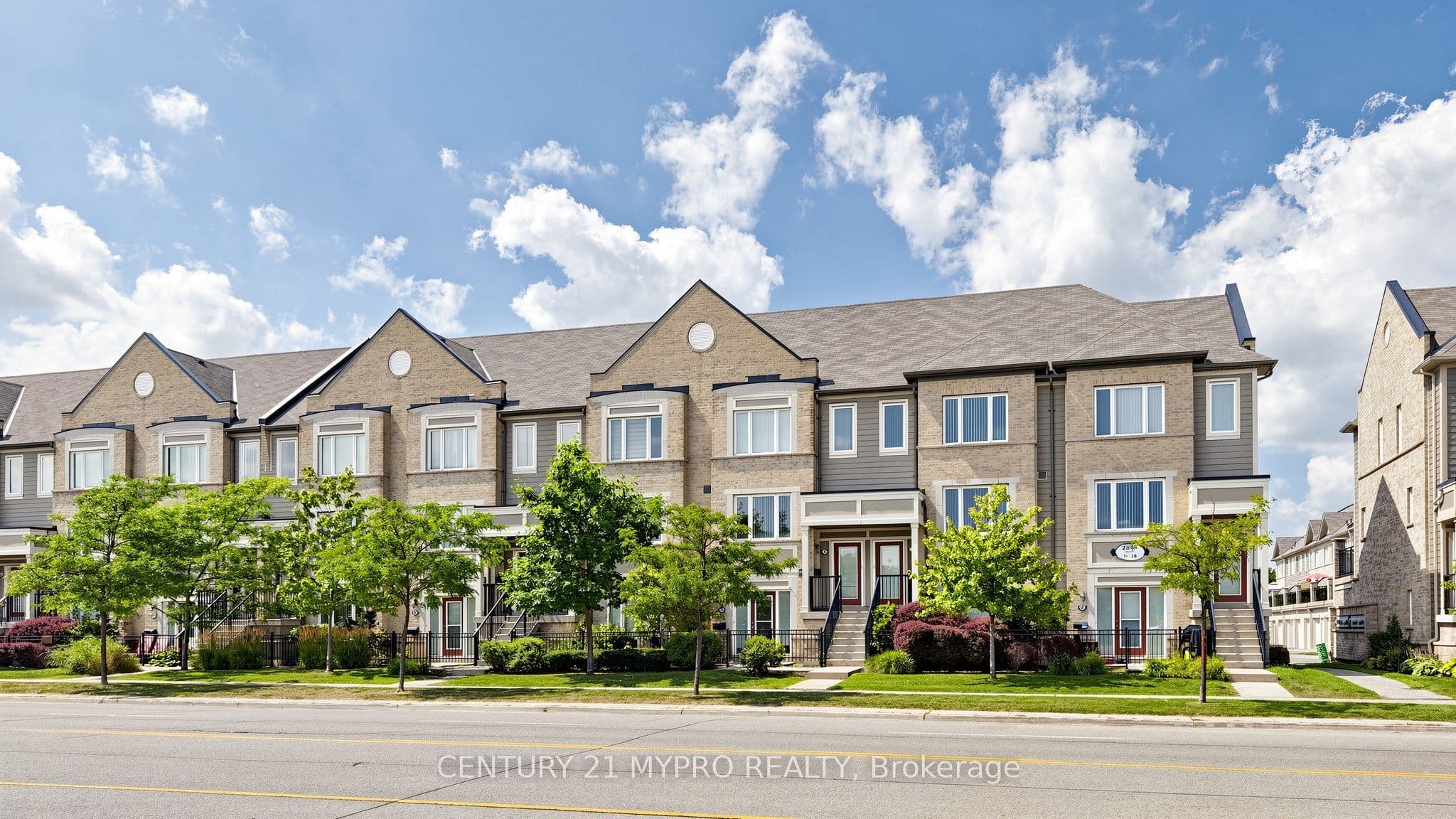 2895 Hazelton Place E 3, Mississauga, ON L5M 0S4