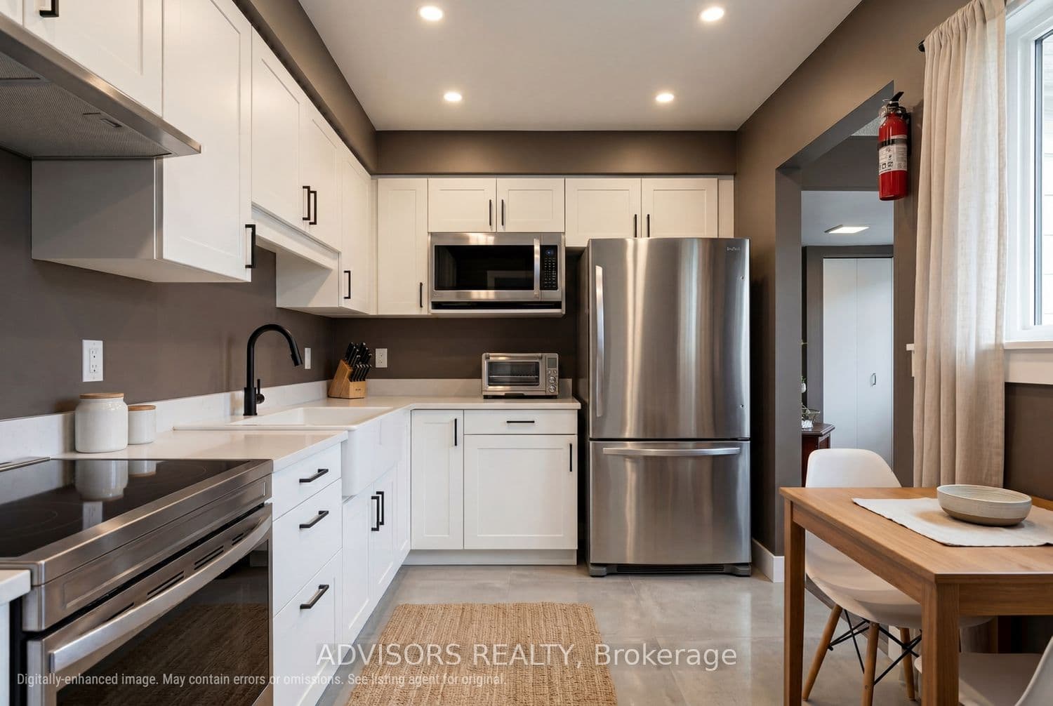 256 John Garland Boulevard 121, Toronto, ON M9V 1N8