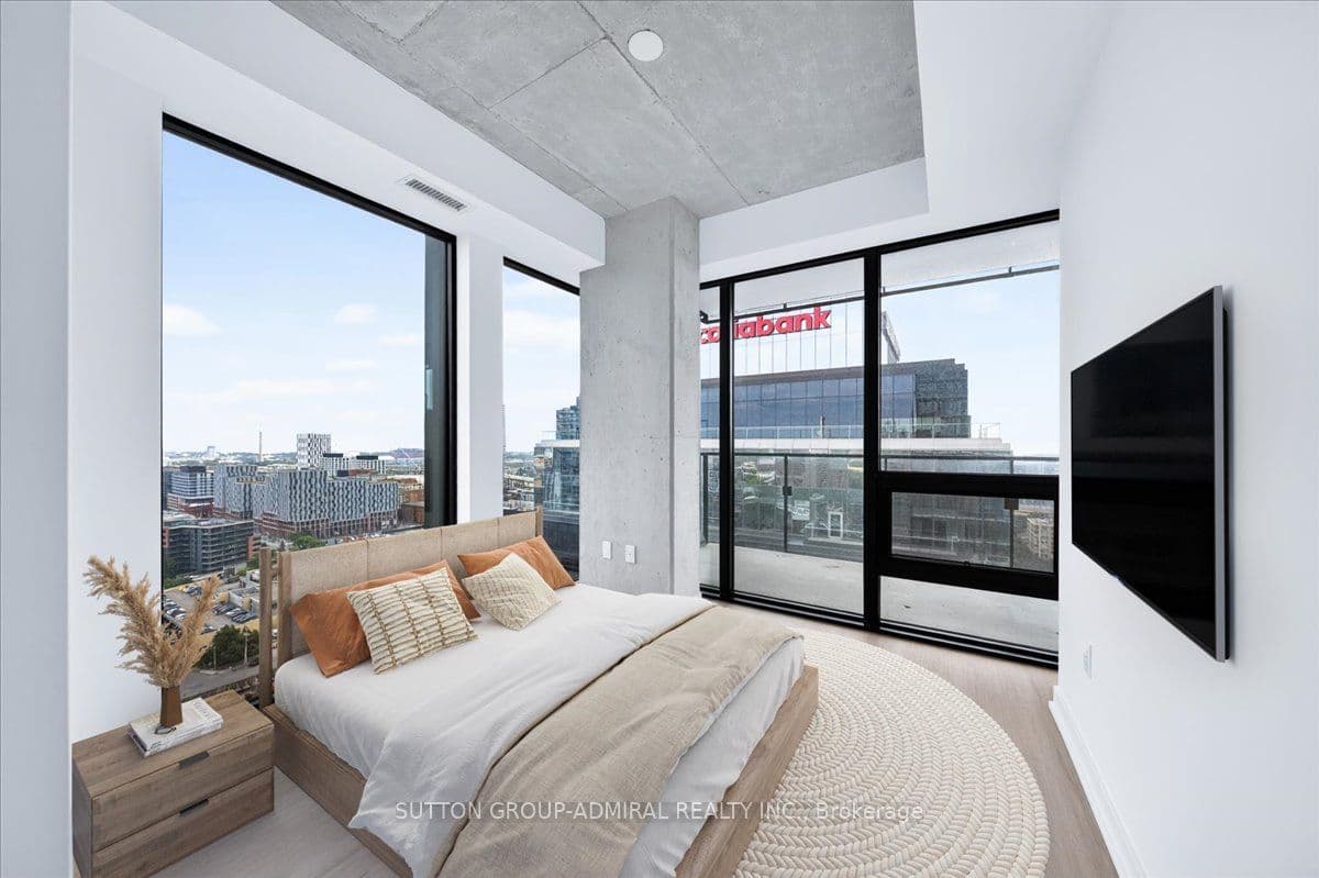 284 King Street E 2202, Toronto, ON M5A 1K4