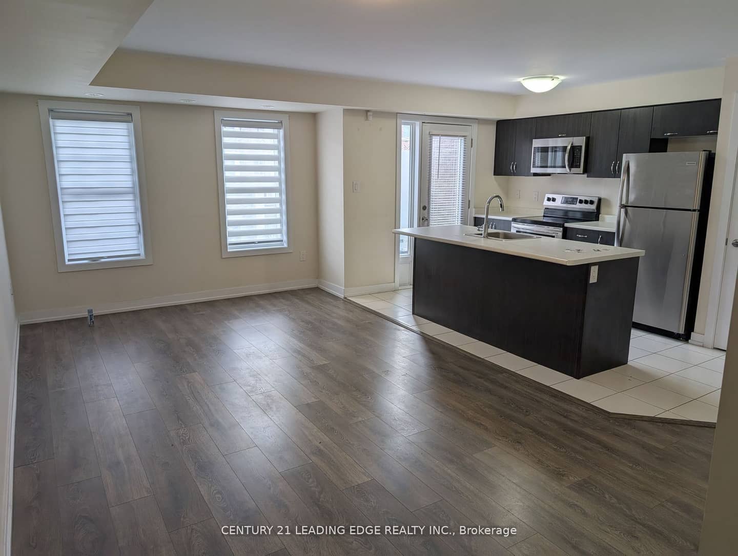 2355 Sheppard Avenue W 223, Toronto, ON M9M 0E7