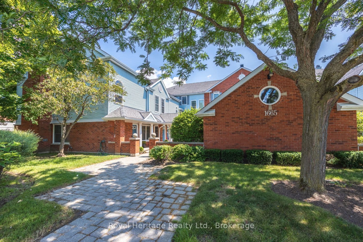 1665 Nash E-16 Drive, Clarington, ON L1E 1S8