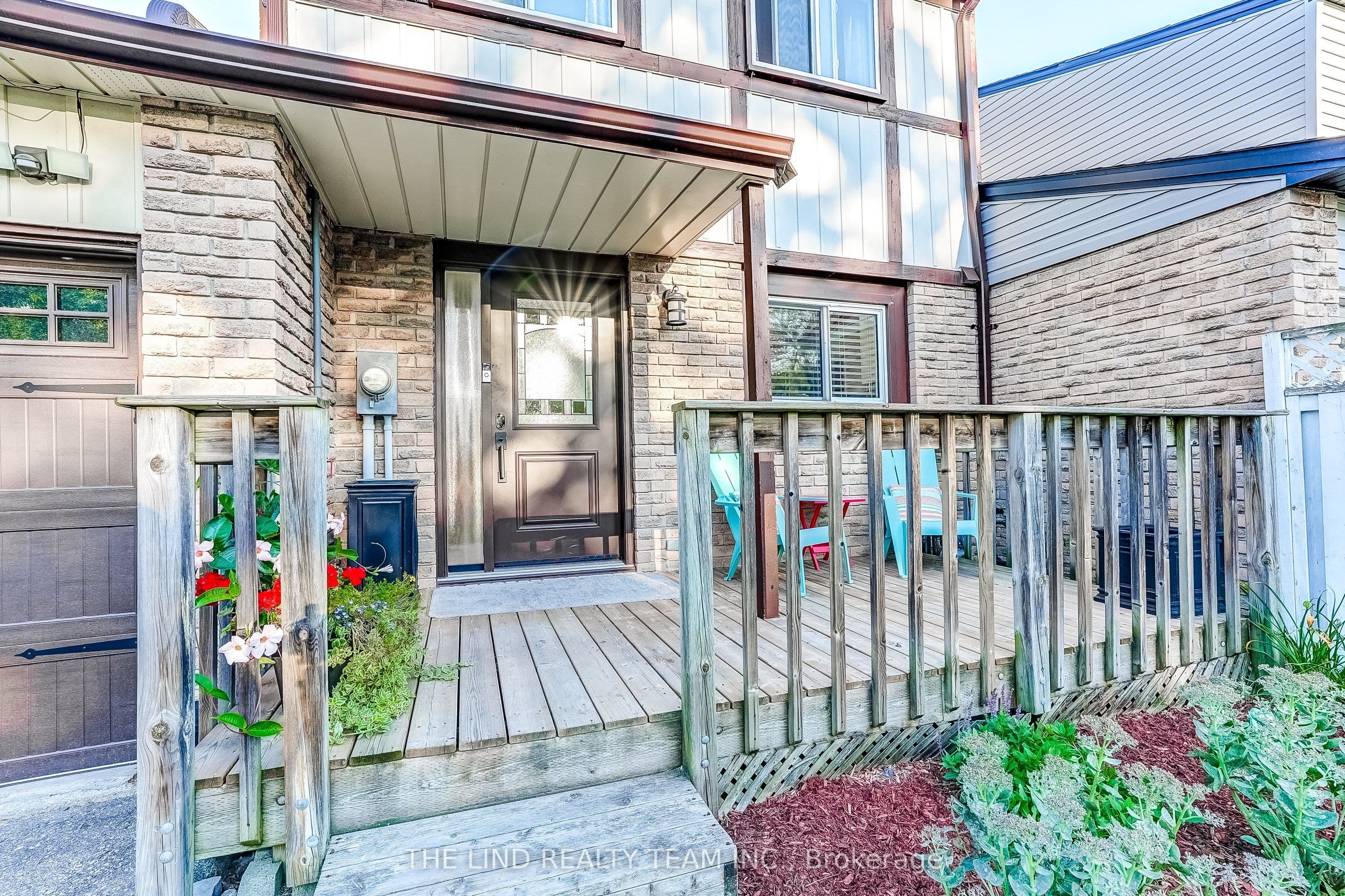 34 Banner Crescent, Ajax, ON L1S 3S9