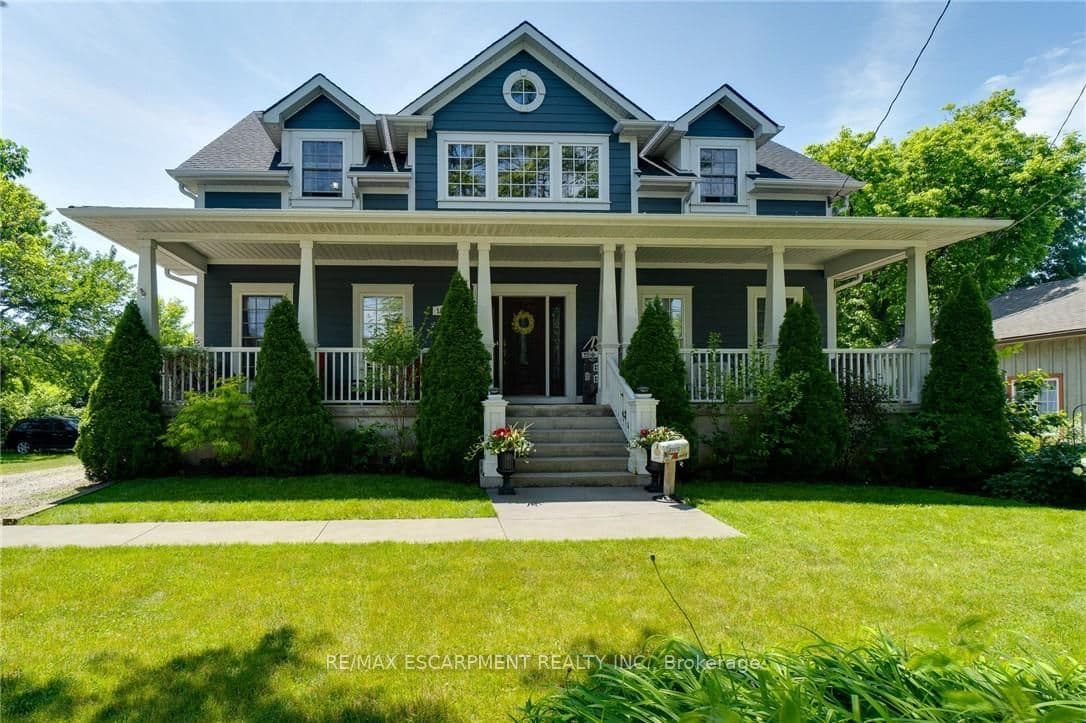 1026 Beach Boulevard, Hamilton, ON L8H 6Z4