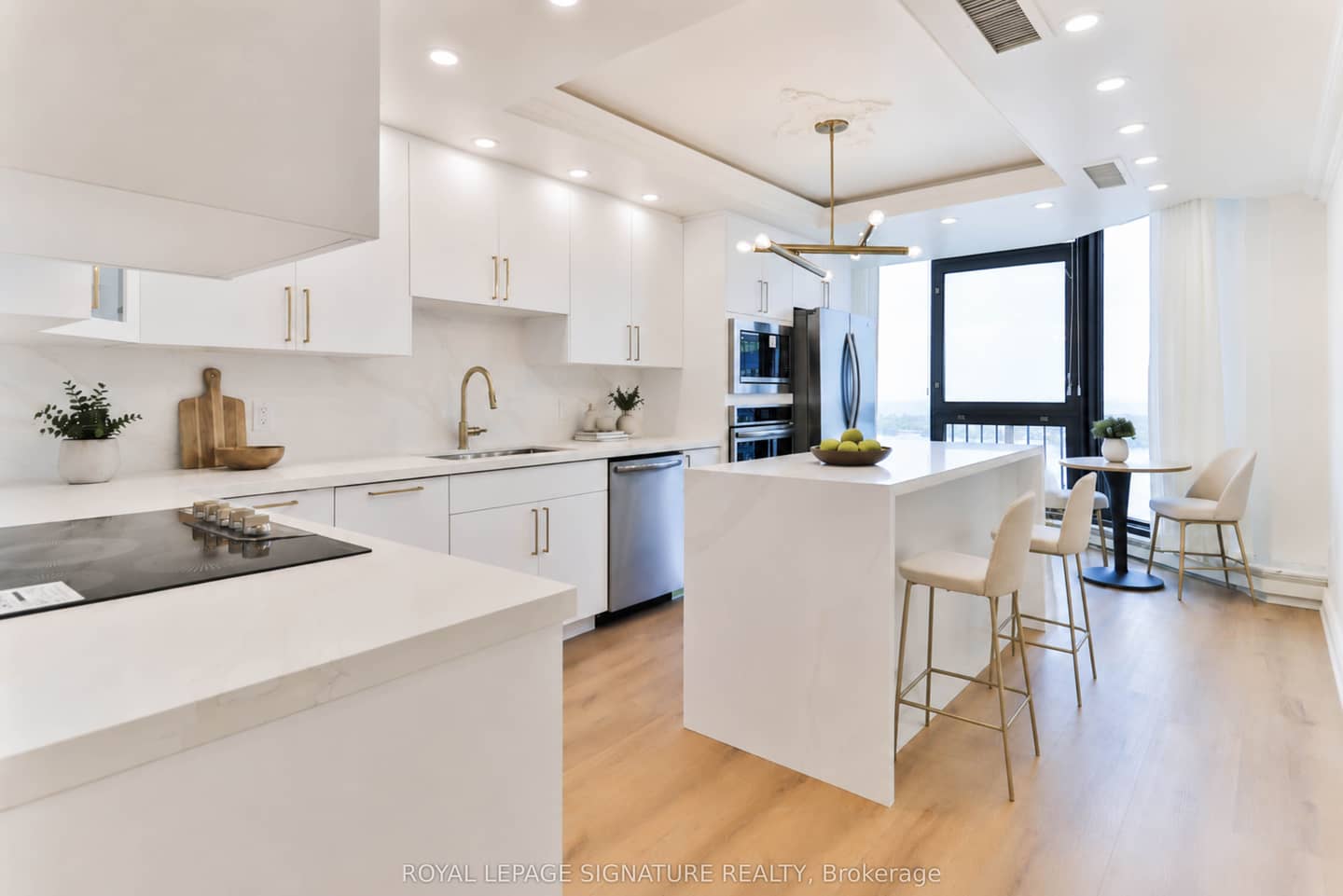 55 Harbour Square PH10, Toronto, ON M5J 2L1